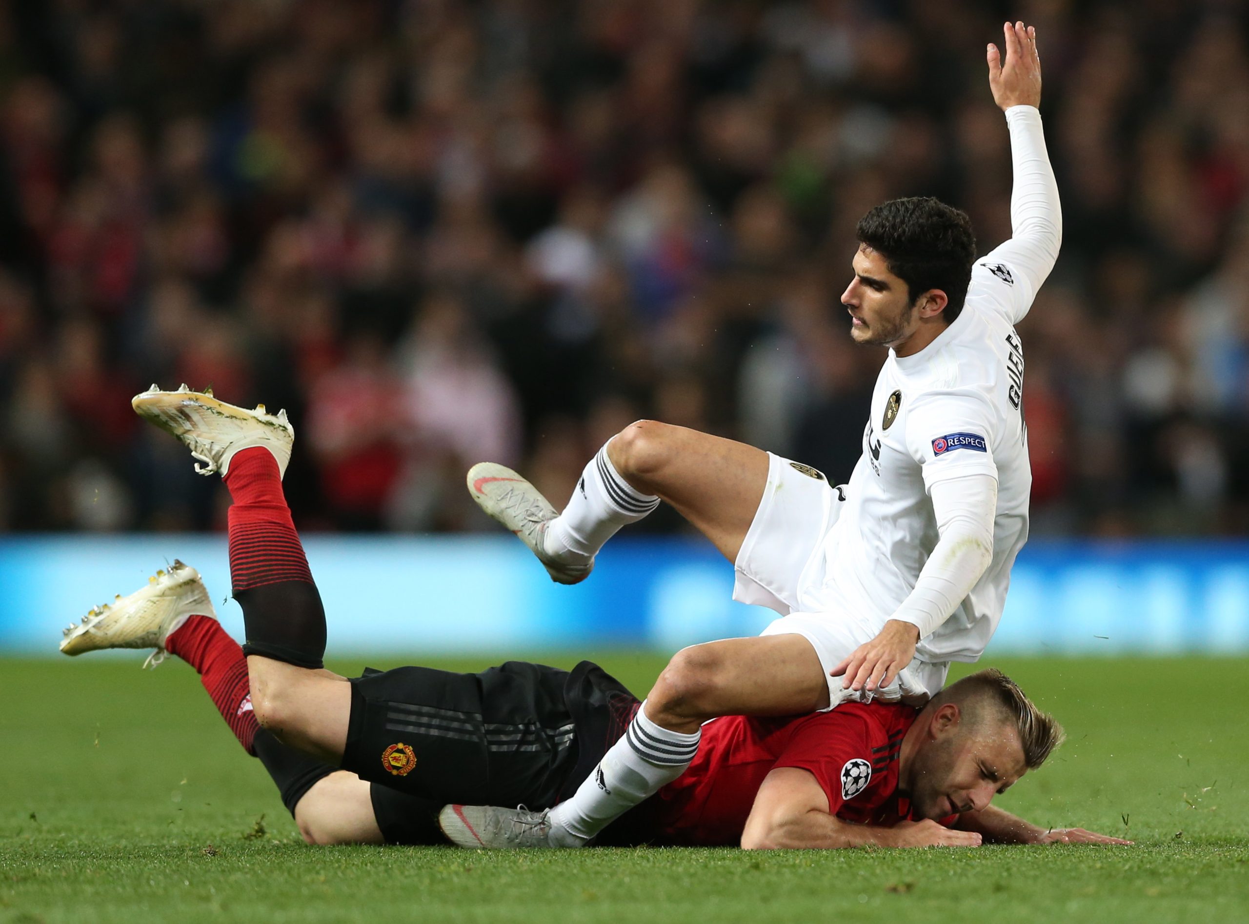 Valência anuncia plano específico de recuperação para Gonçalo Guedes