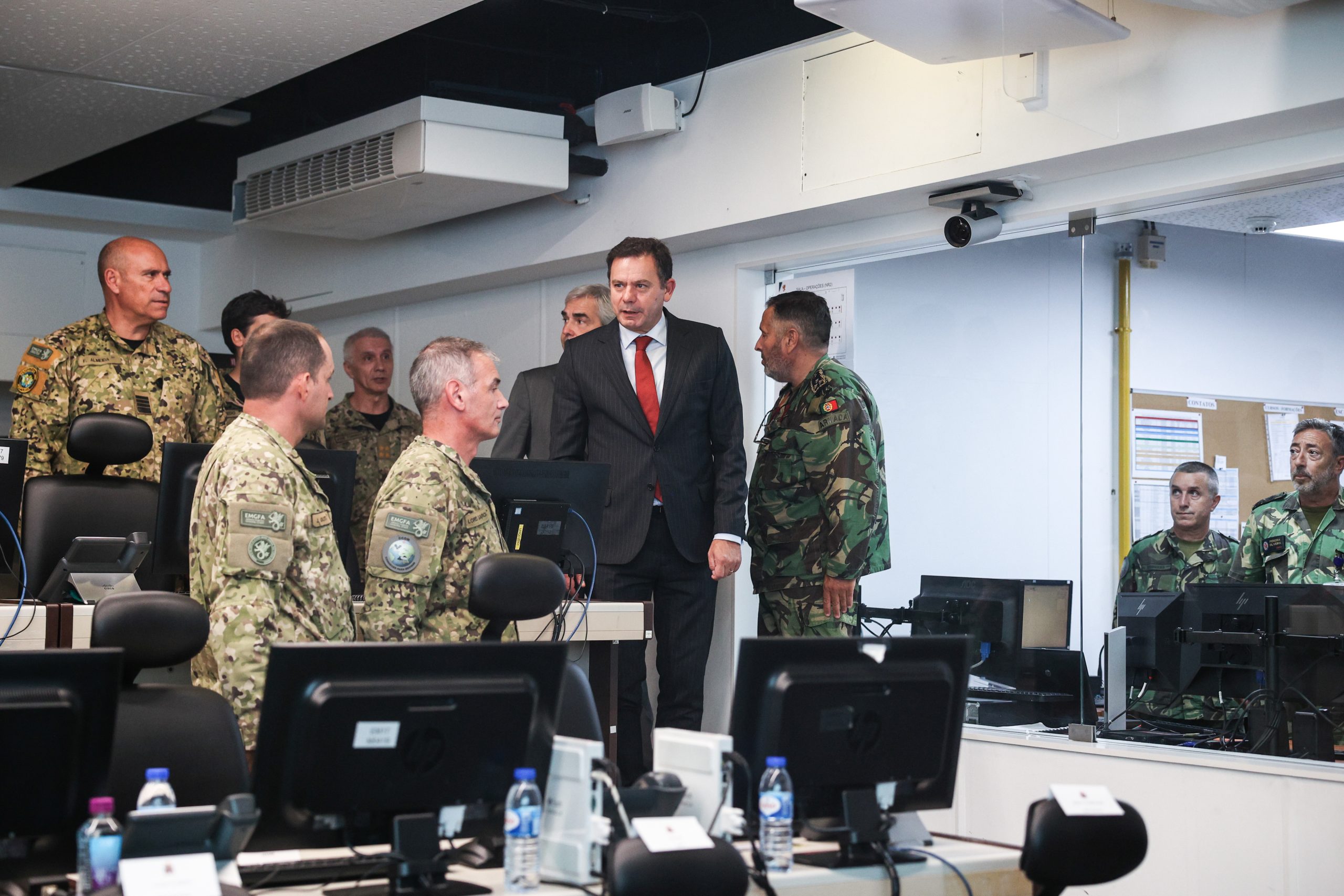 Mau tempo: Forças Armadas mobilizam quase três mil militares na Operação Intempéries