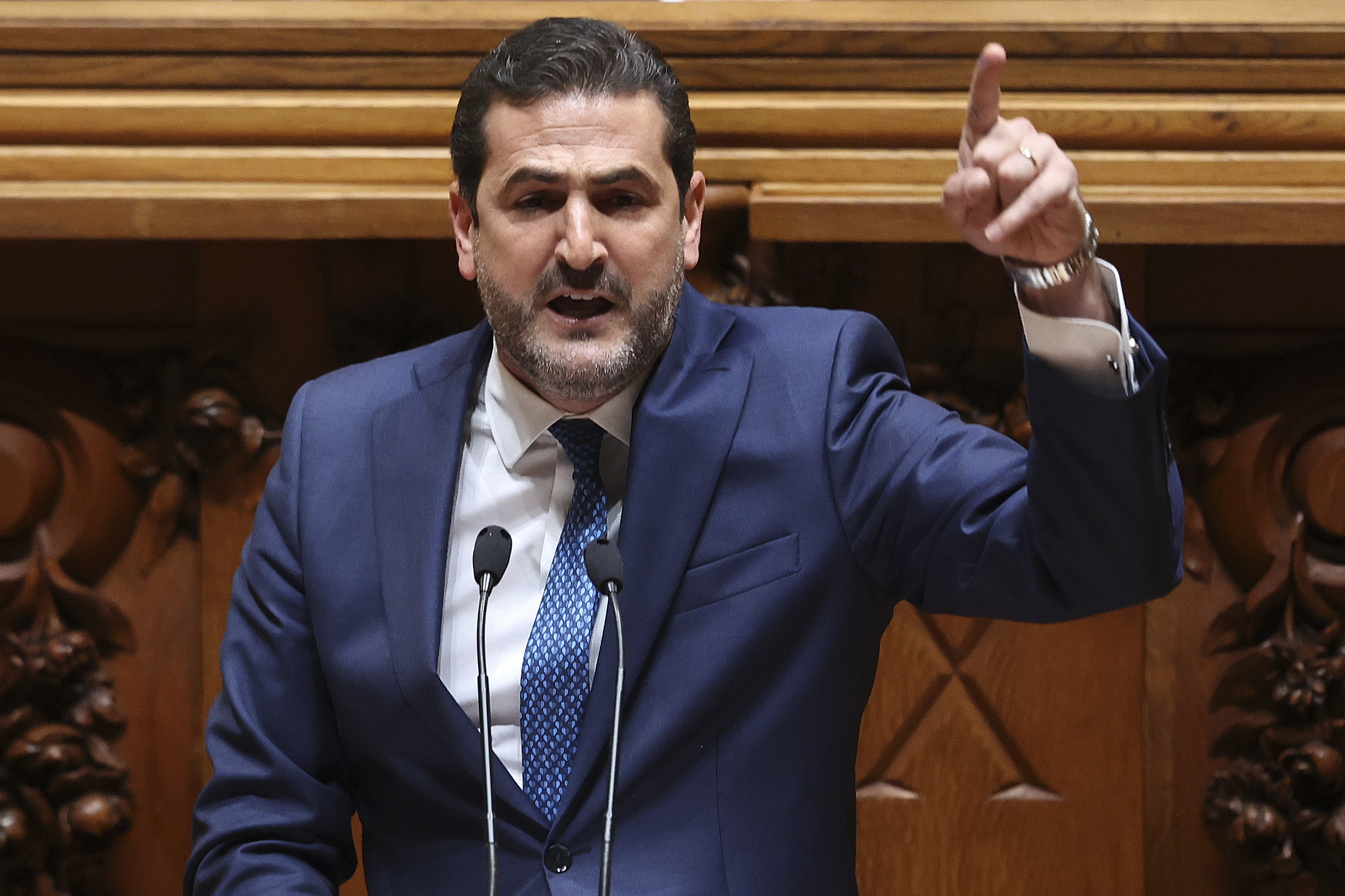 Hugo Soares diz que se houver eleições “PSD apresentará o seu melhor” que é Montenegro