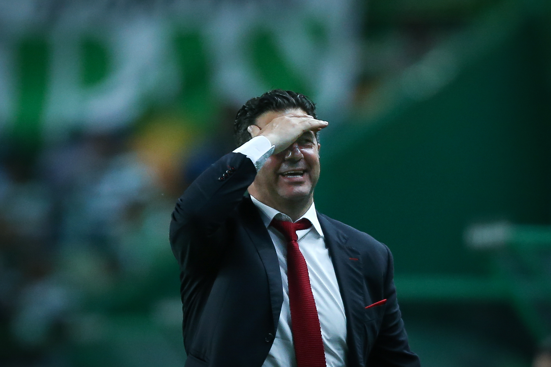 Rui Vitória garante estar já a preparar a nova época no Benfica