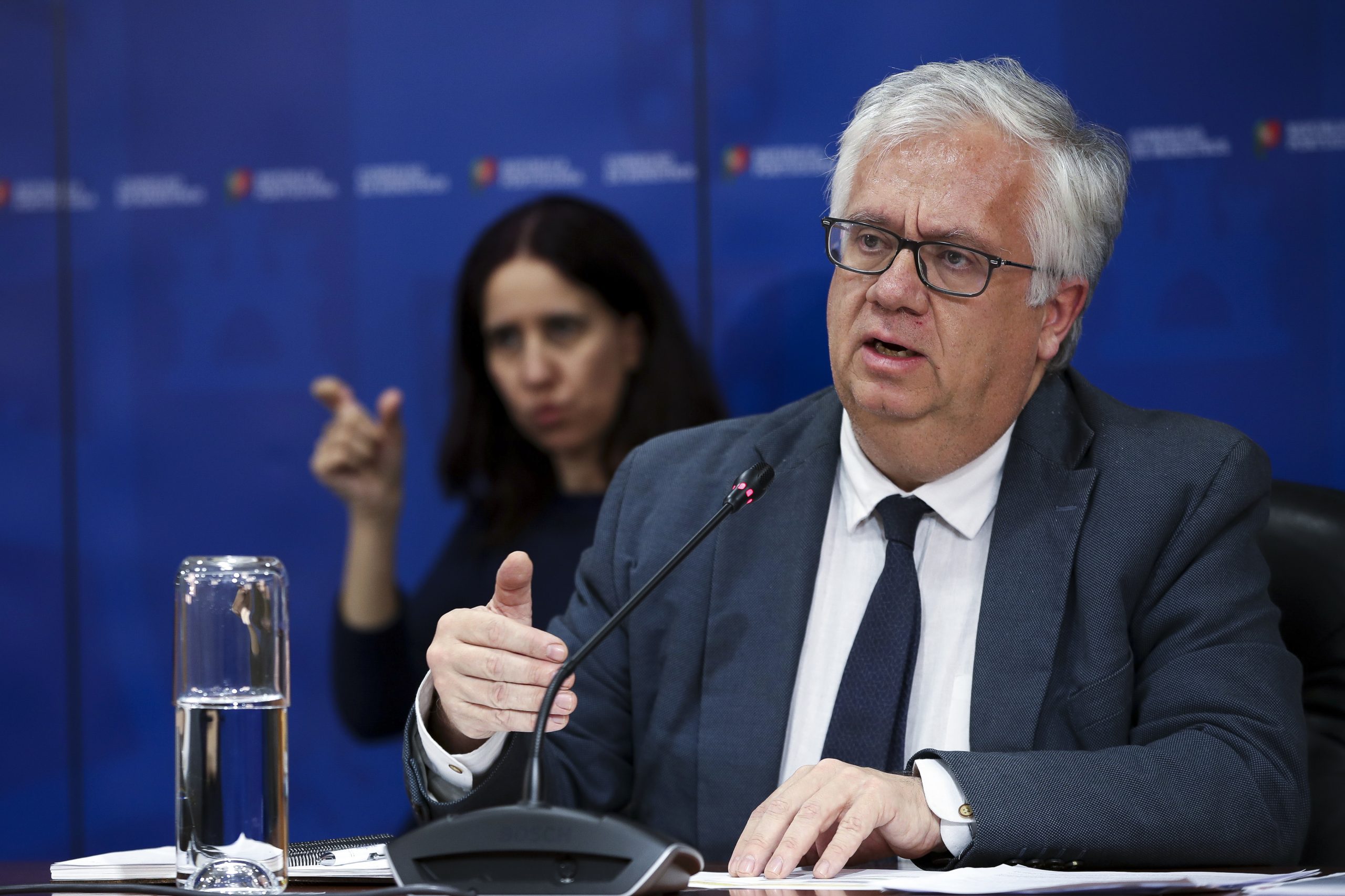 Covid-19: 1.º de Maio celebrado em local fixo e com número limitado de pessoas