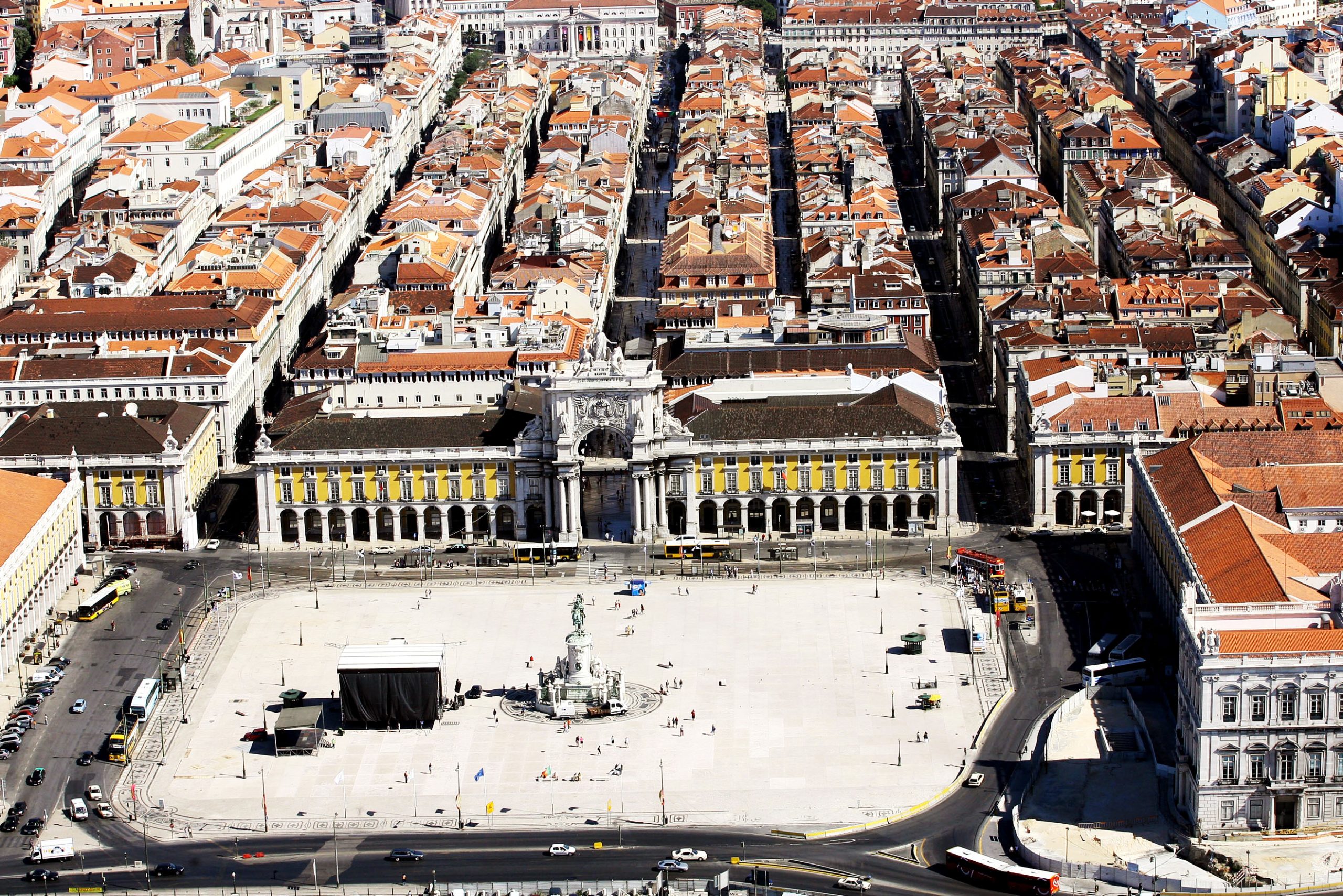 Porto, Lisboa e Guimarães investem 1,5 milhões para acelerar descarbonização com projeto City4Climate