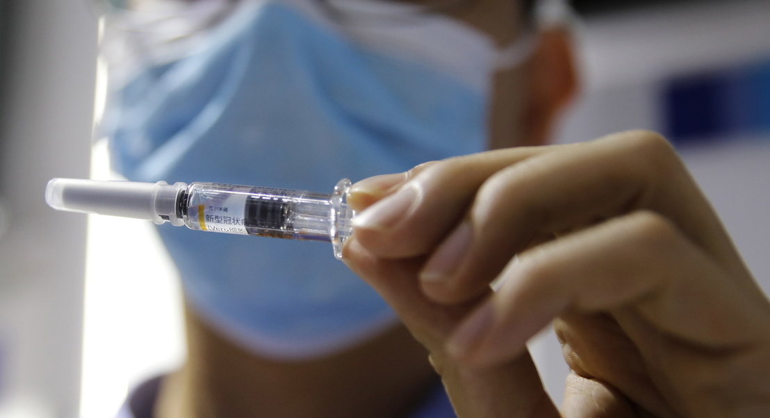 Covid-19: Açores investigam Santa Casa e administradores de hospital sobre vacinação