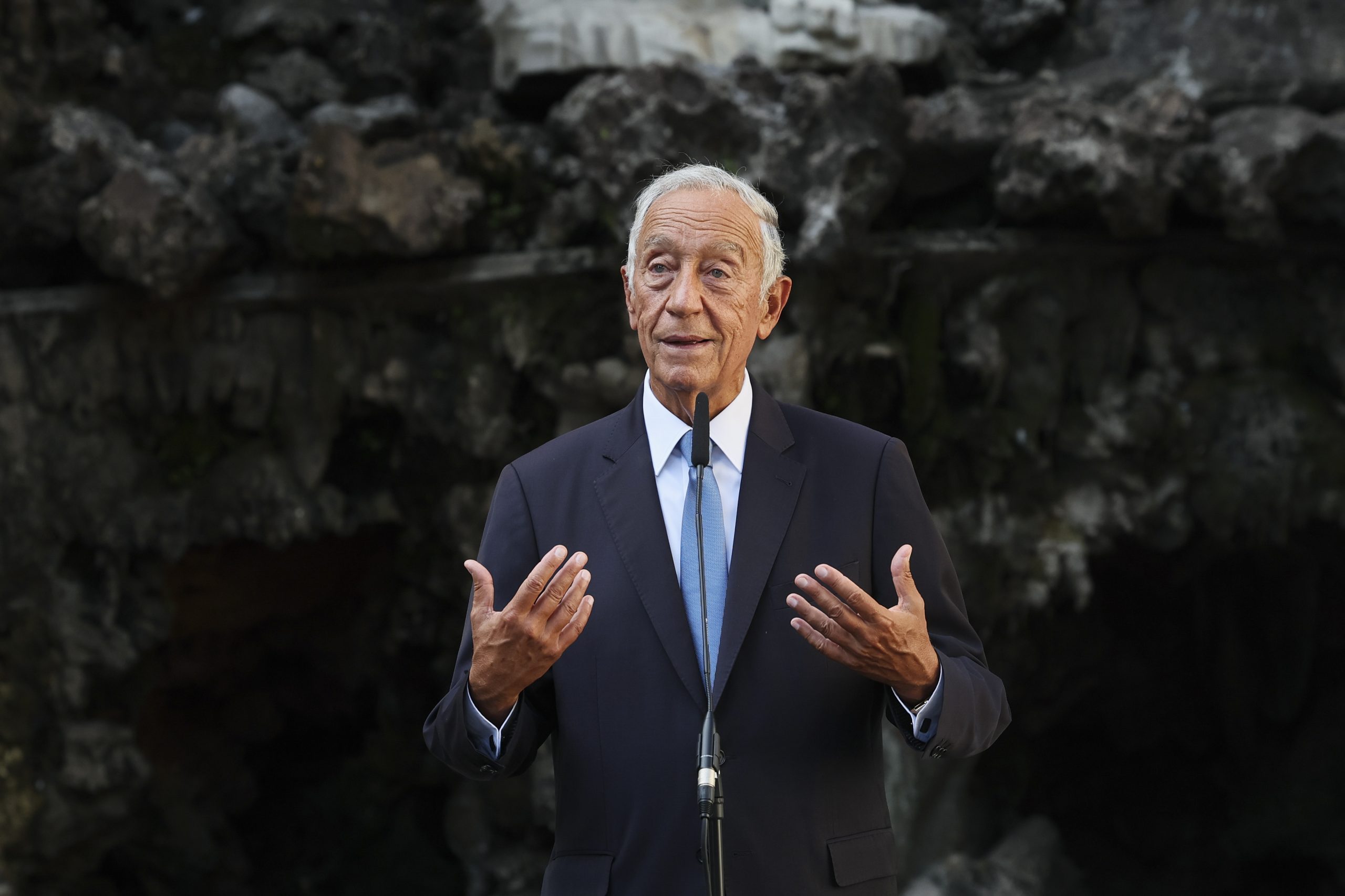 Decisão do BCE é uma dor de cabeça para todos os governos e favorece radicalismos, diz Marcelo