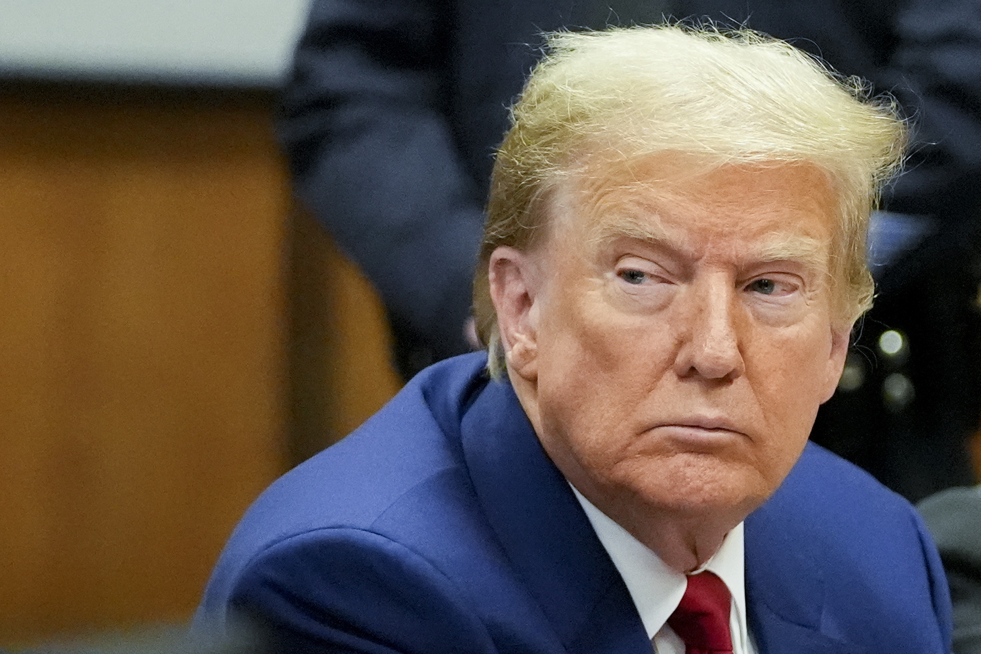 Trump: entre o banco dos réus e uma nova fase dos comícios