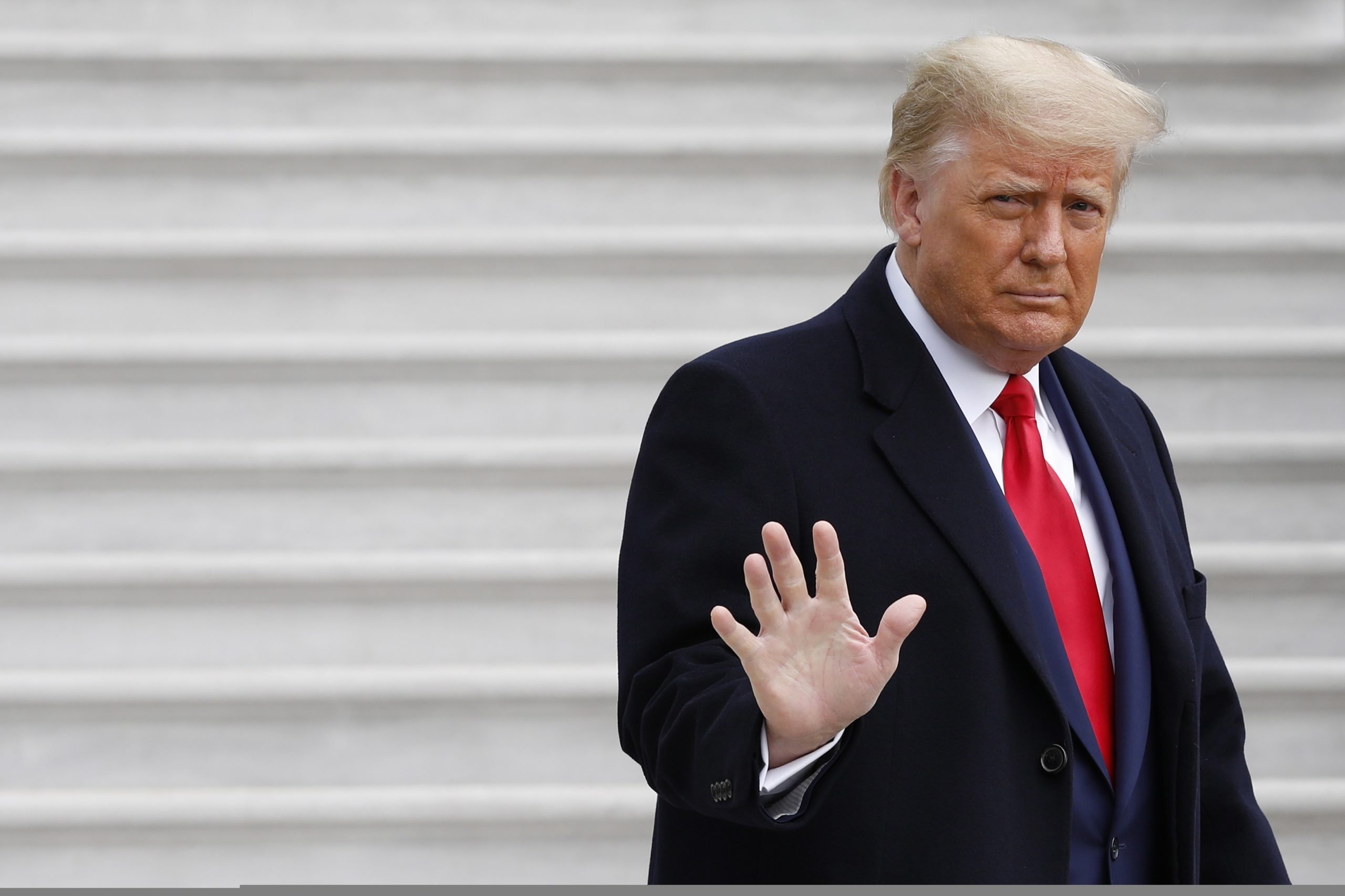 Supremo Tribunal dos EUA rejeita tentativa de Trump de bloquear relatórios sobre invasão ao Capitólio
