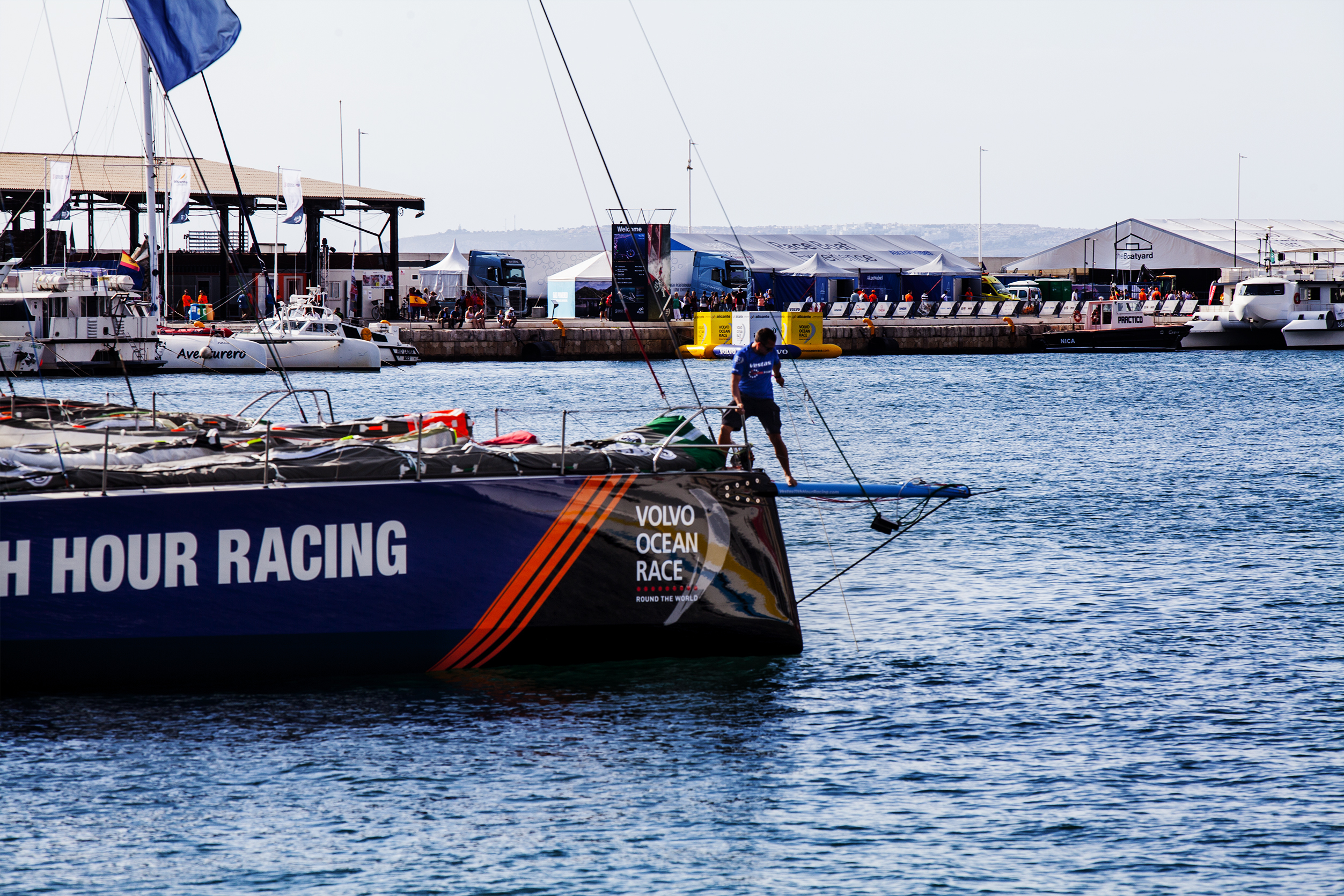 Nunca a Volvo Ocean Race foi tão portuguesa. De Alicante à conquista dos mares na língua de Camões