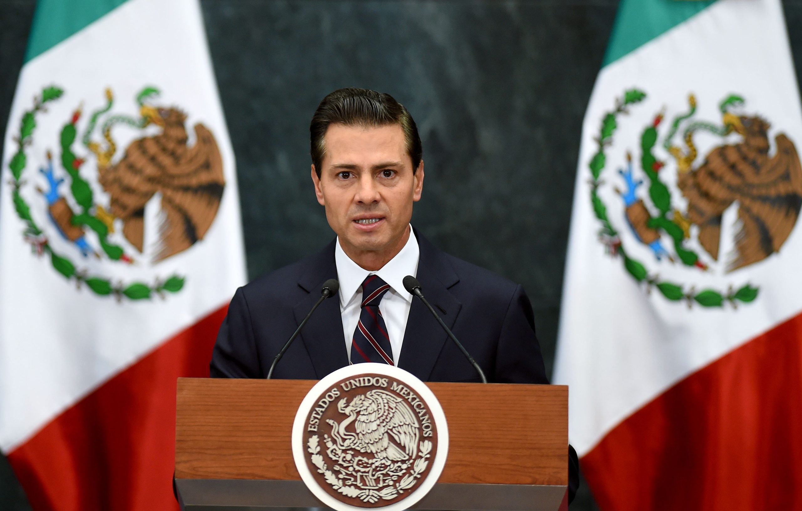 Presidente mexicano cancela visita aos EUA. Muro no centro da discórdia