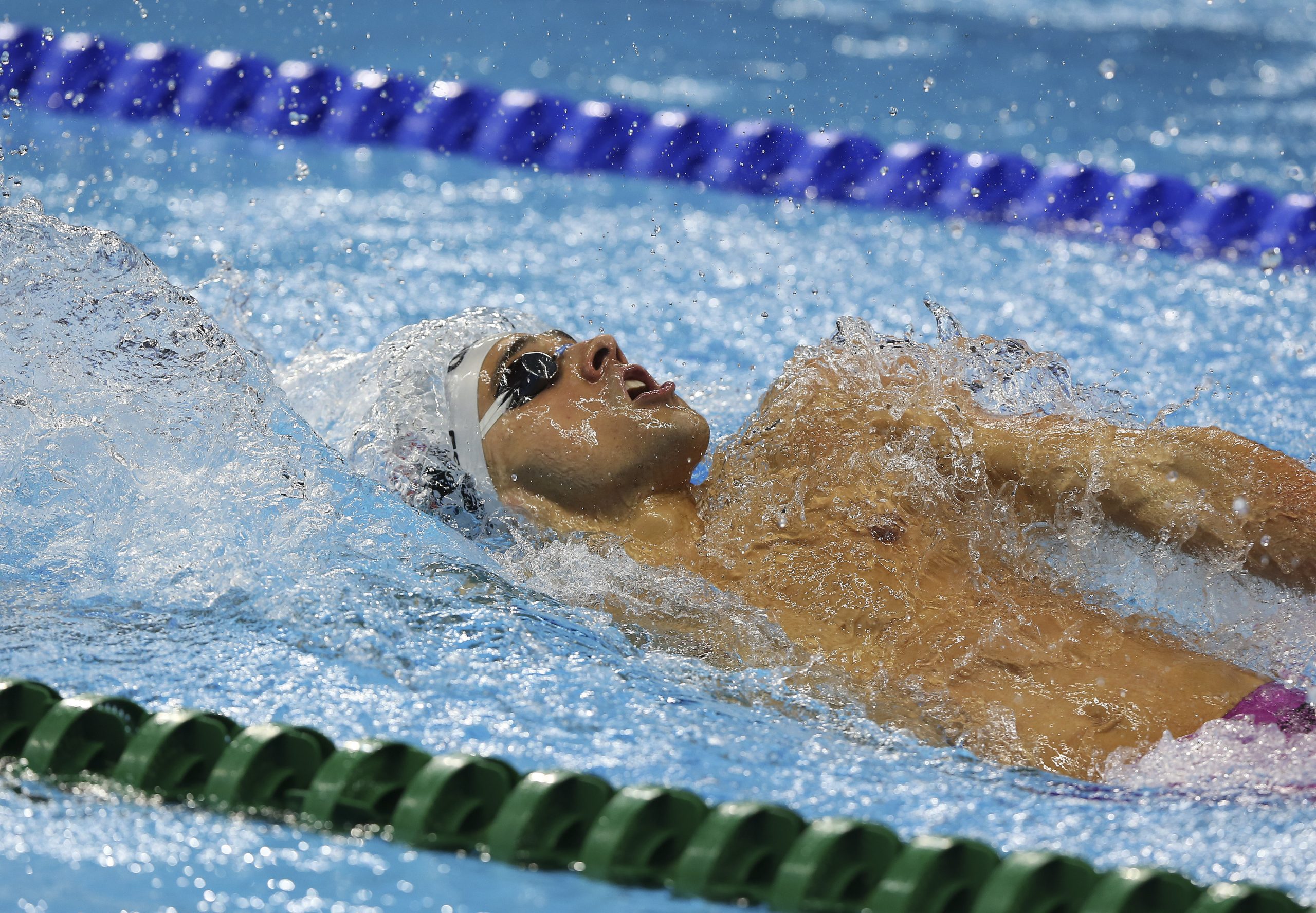 Nadador Alexis Santos bate recorde nacional dos 50 metros costas