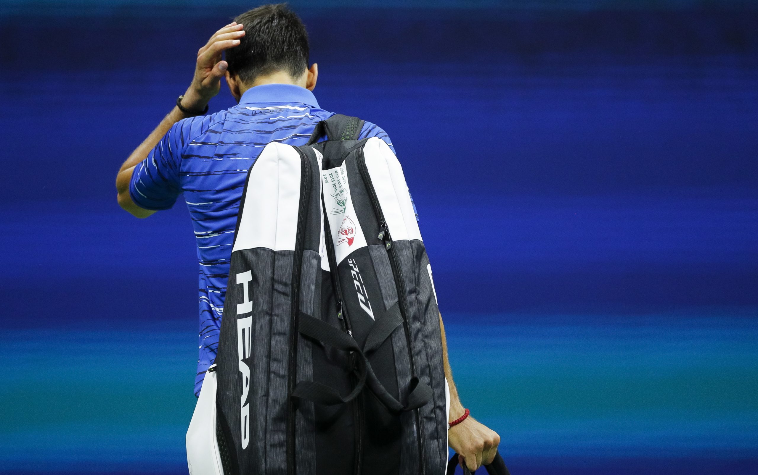 US Open: Djokovic desistiu, Barty caiu, Federer e Serena avançam