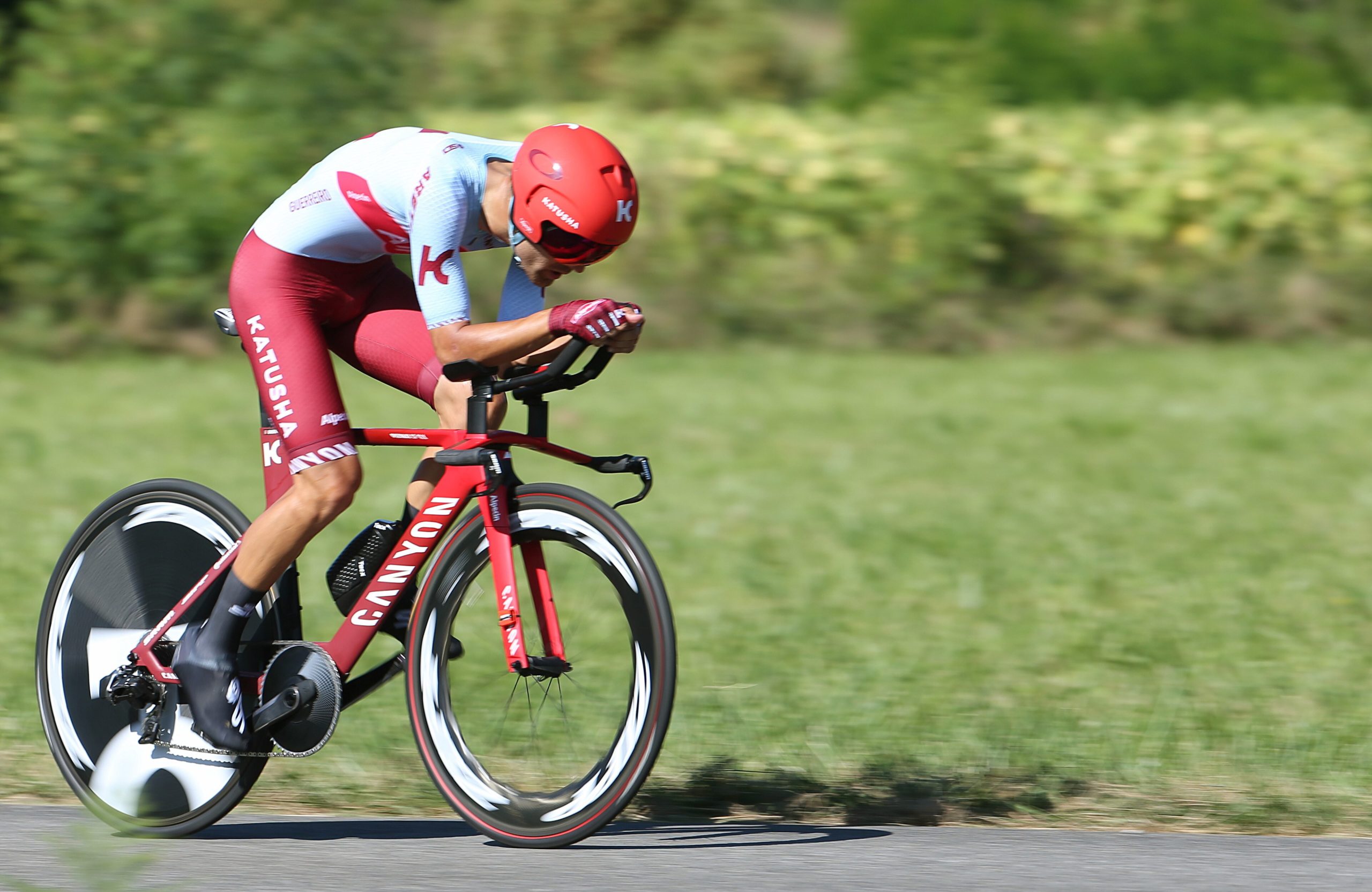 Ruben Guerreiro segundo na chegada da Vuelta ao Santuario de Acebo