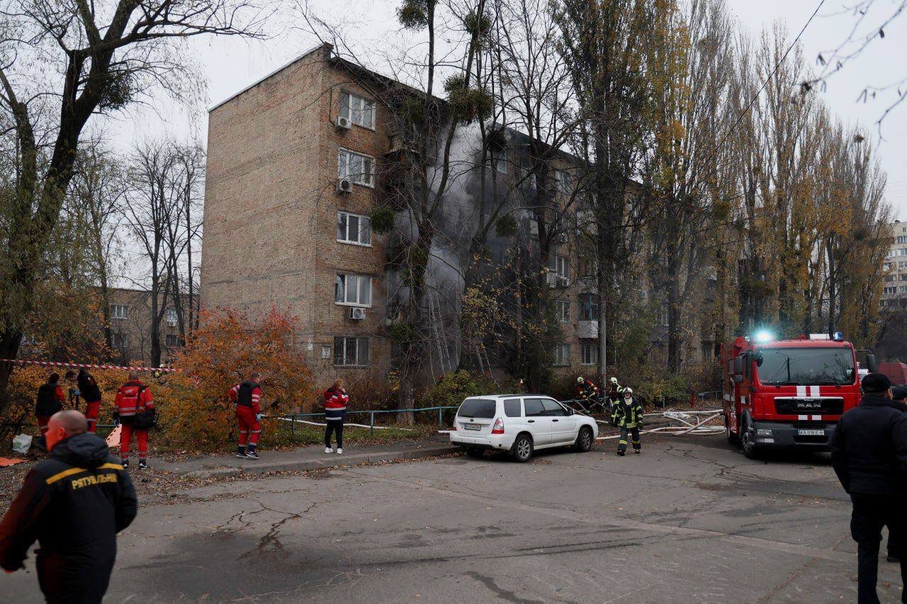 Várias regiões da Ucrânia sob forte ataque. Mísseis atingem edifícios em Kiev