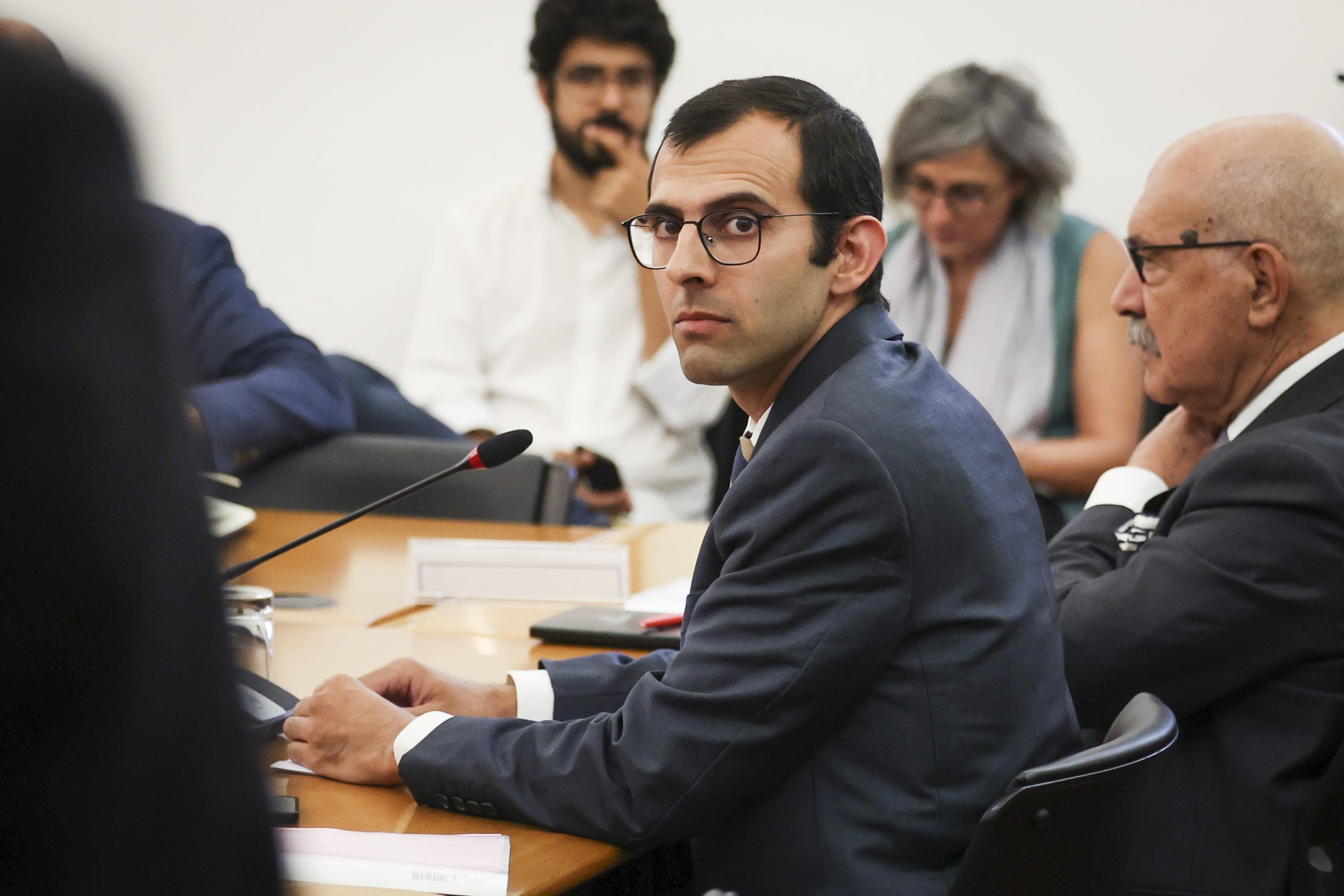 Frederico Pinheiro pondera processar Costa e Galamba