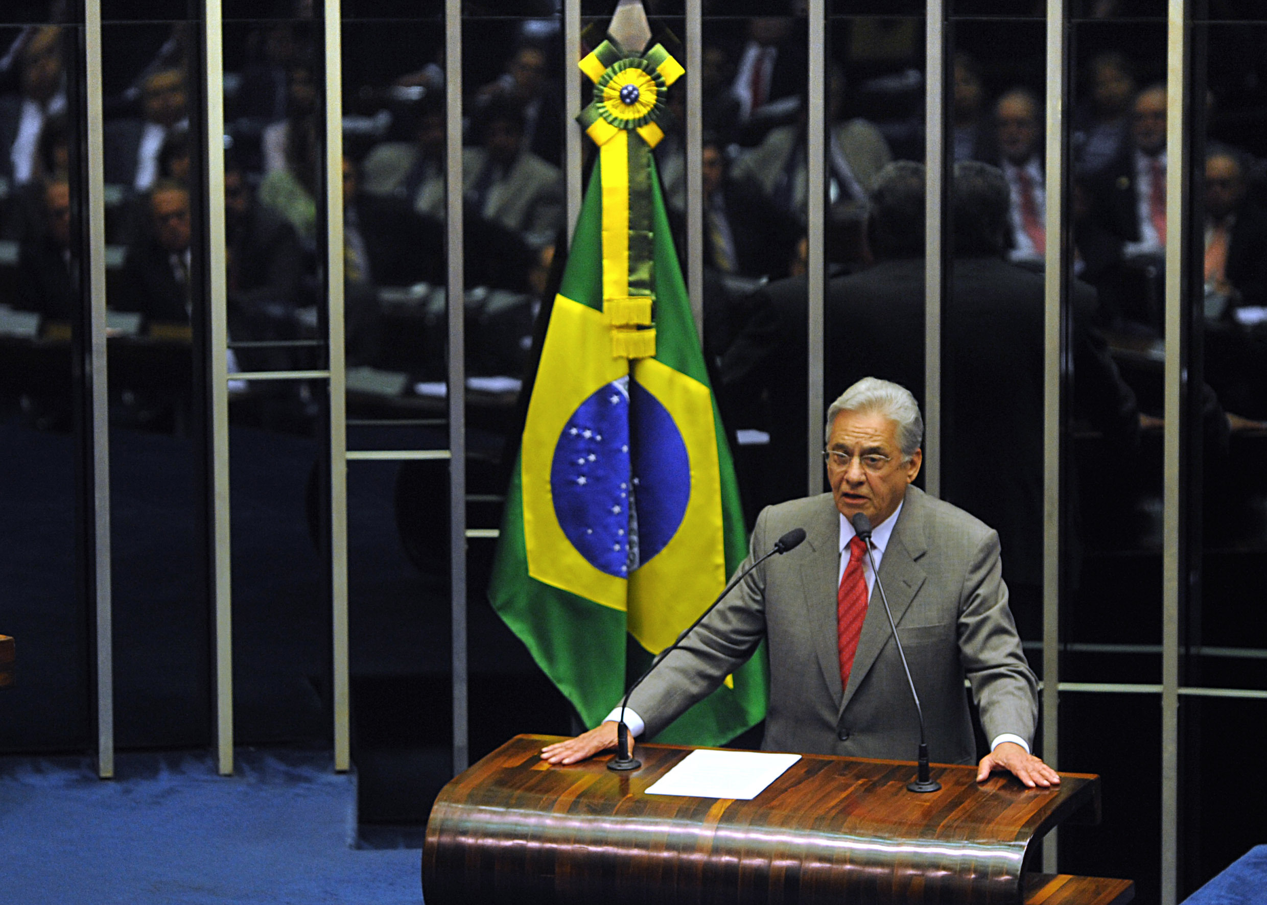 Ex-presidente do Brasil considera que operação “Lava Jato era necessária”