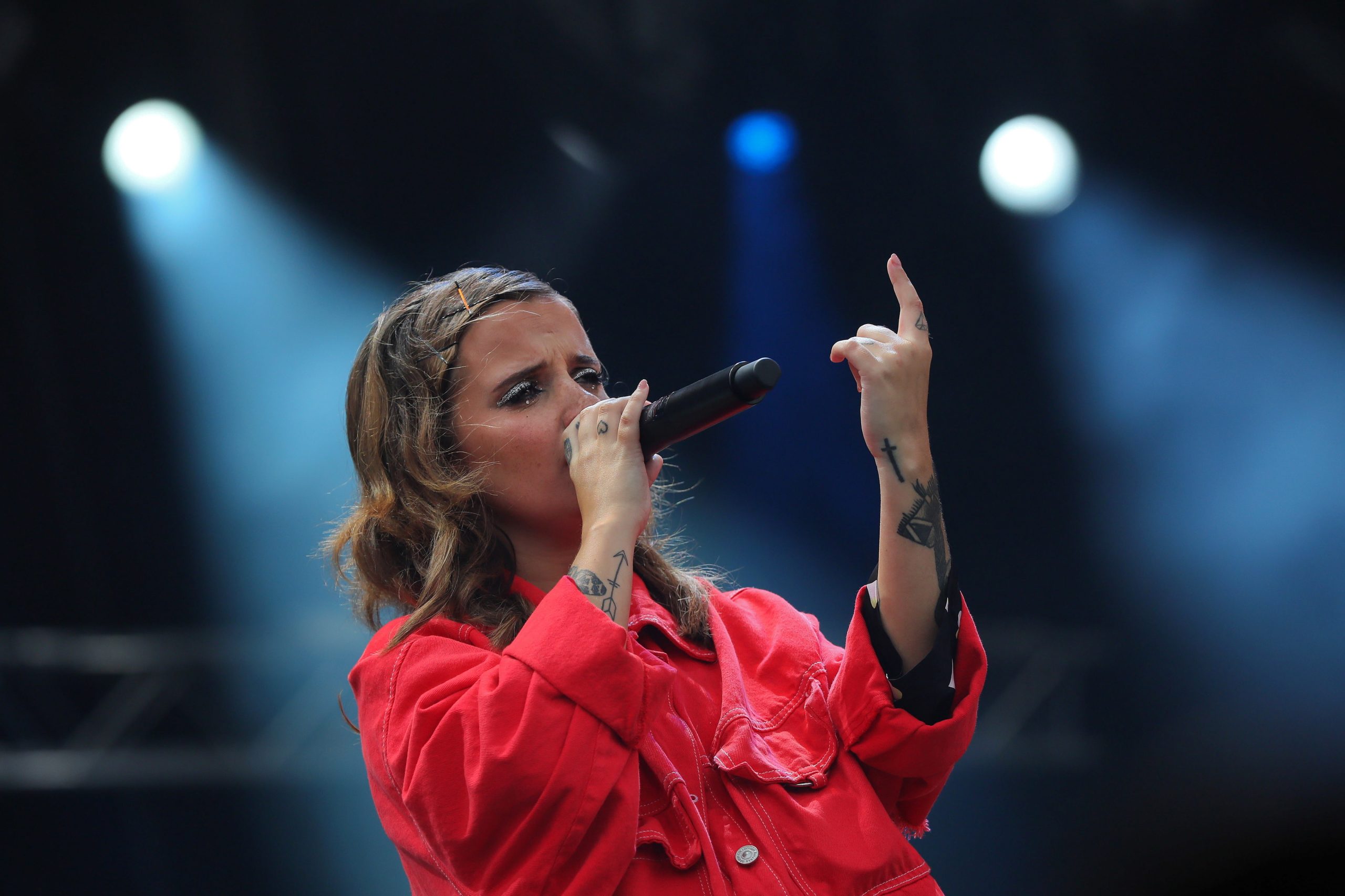 Carolina Deslandes, GNR e David Carreira na Feira de São Pedro em Torres Vedras