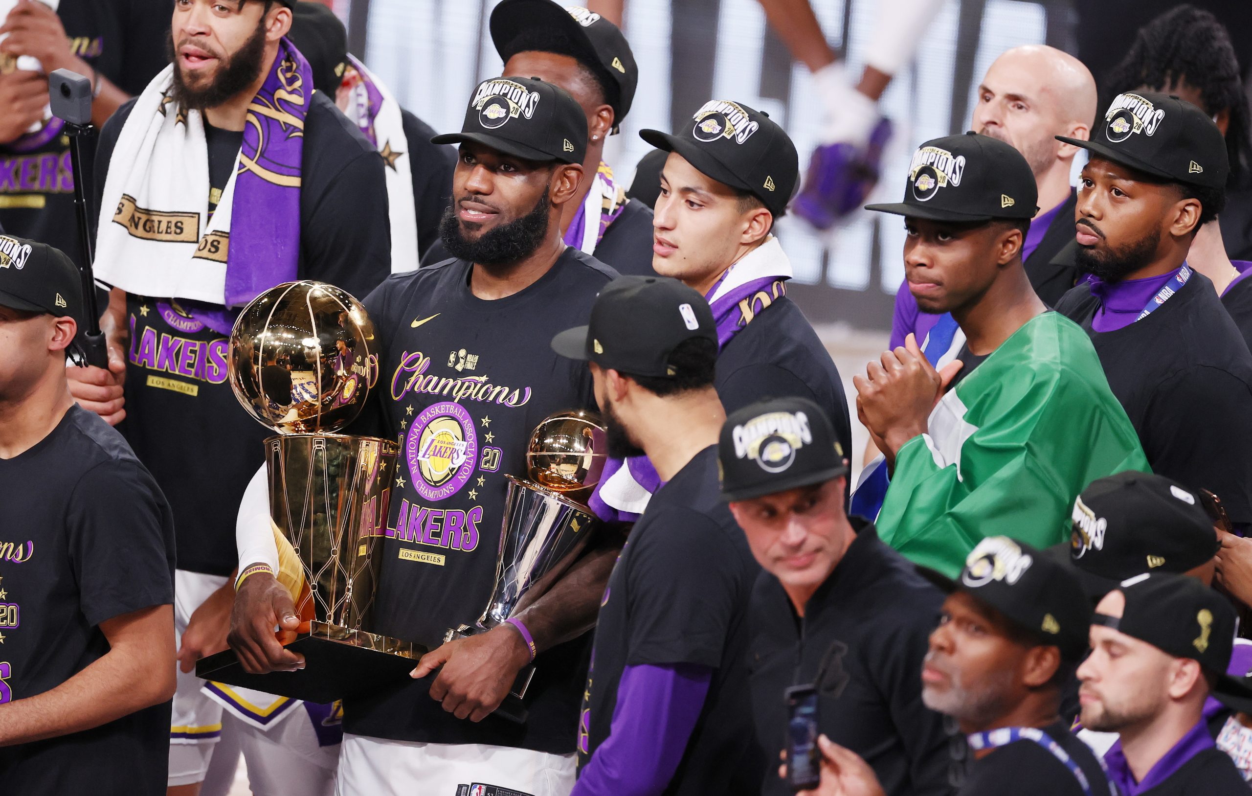 NBA. LeBron James coleciona quarto prémio de MVP e isola-se atrás de Jordan