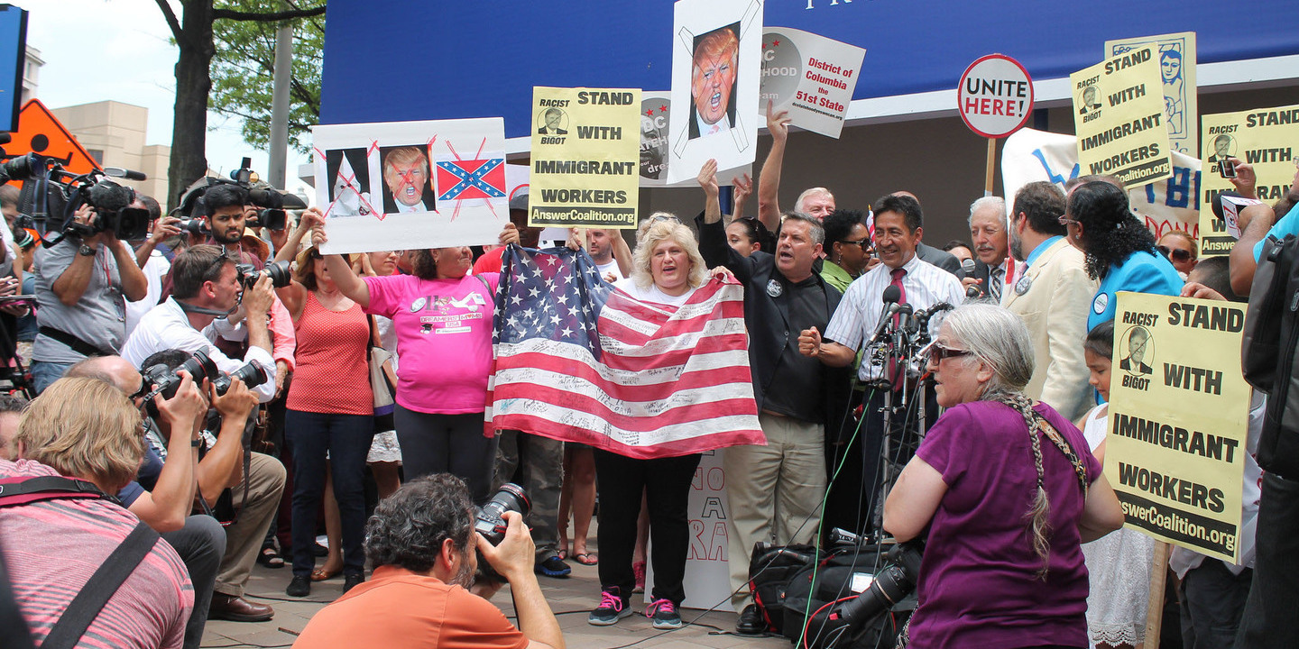 Milhares de pessoas nas ruas de Nova Iorque em protesto contra Donald Trump