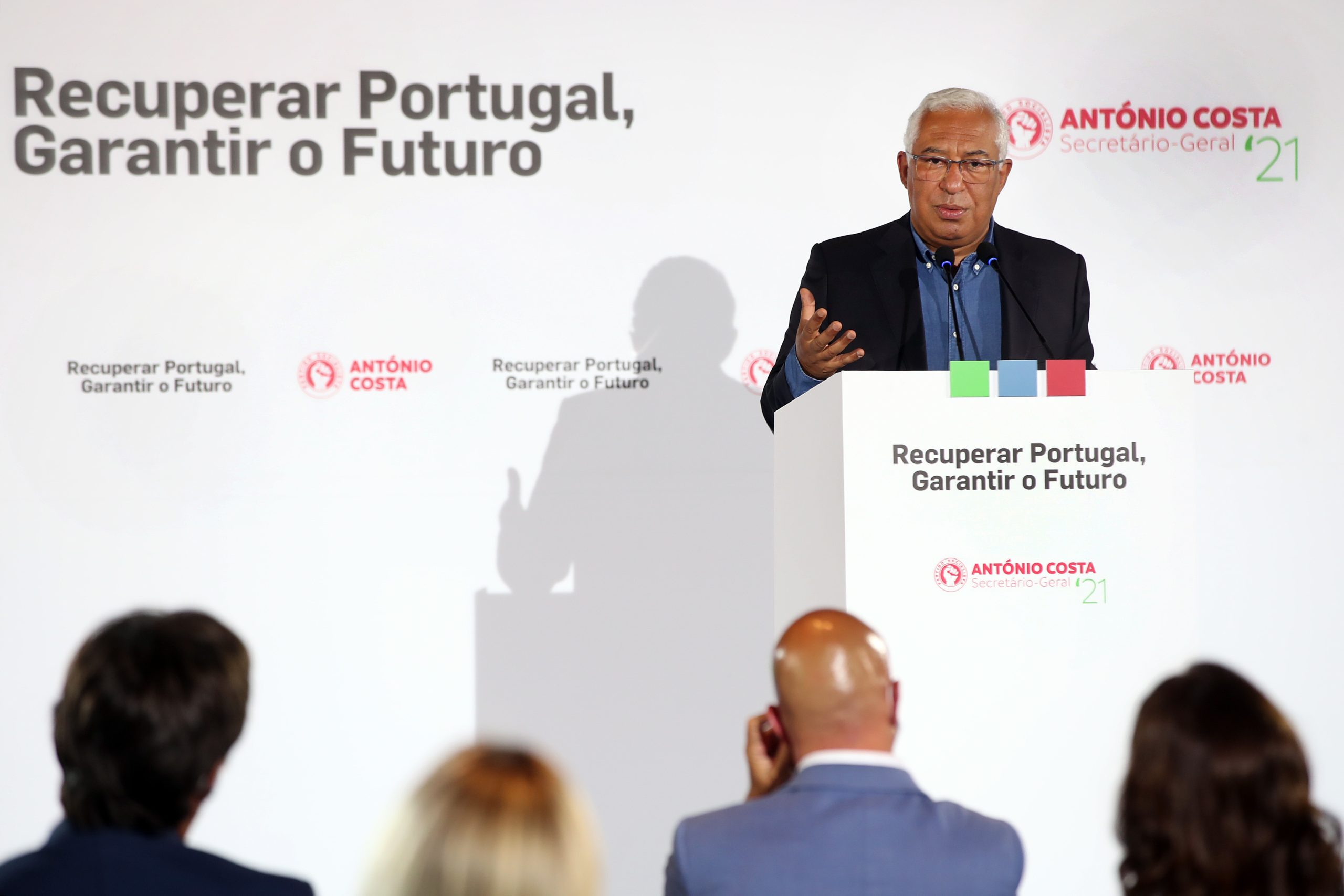 António Costa: “a Madeira é sempre uma região difícil para a atividade política”