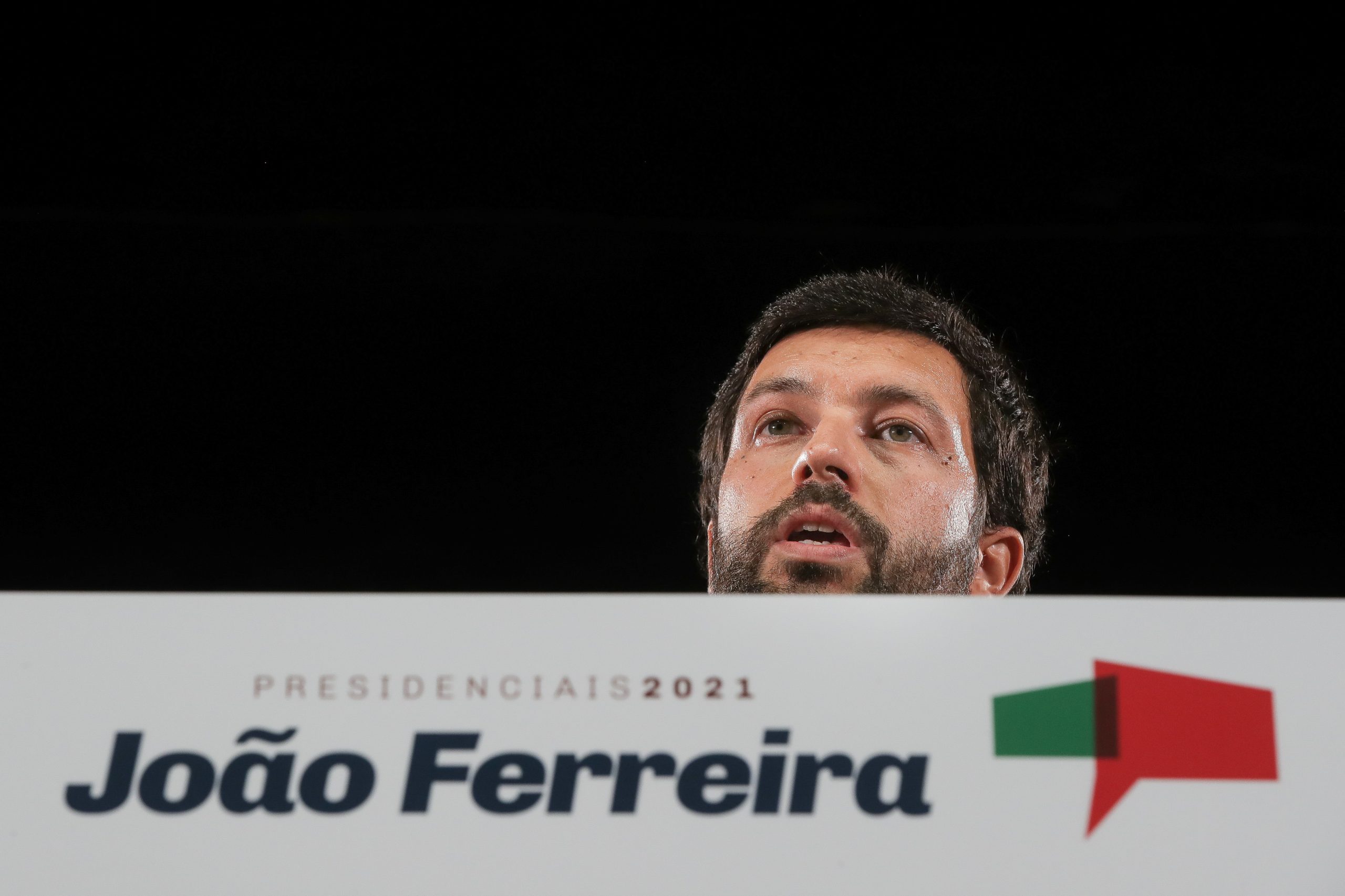 João Ferreira acusa Marcelo de não ter defendido direito constitucional à habitação