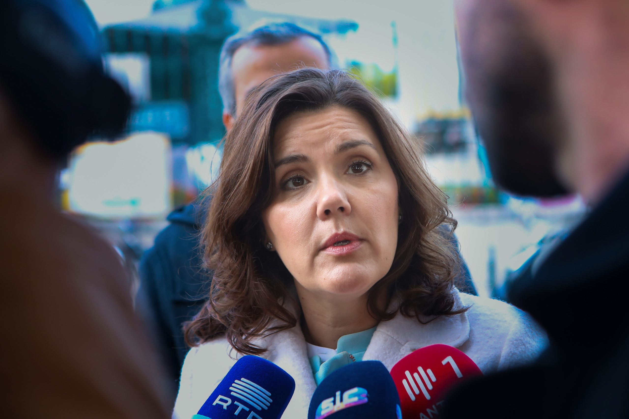 “Crowdfunding” dos enfermeiros: Cristas diz que esquerda também apoiou no passado paralisações sem escrutínio