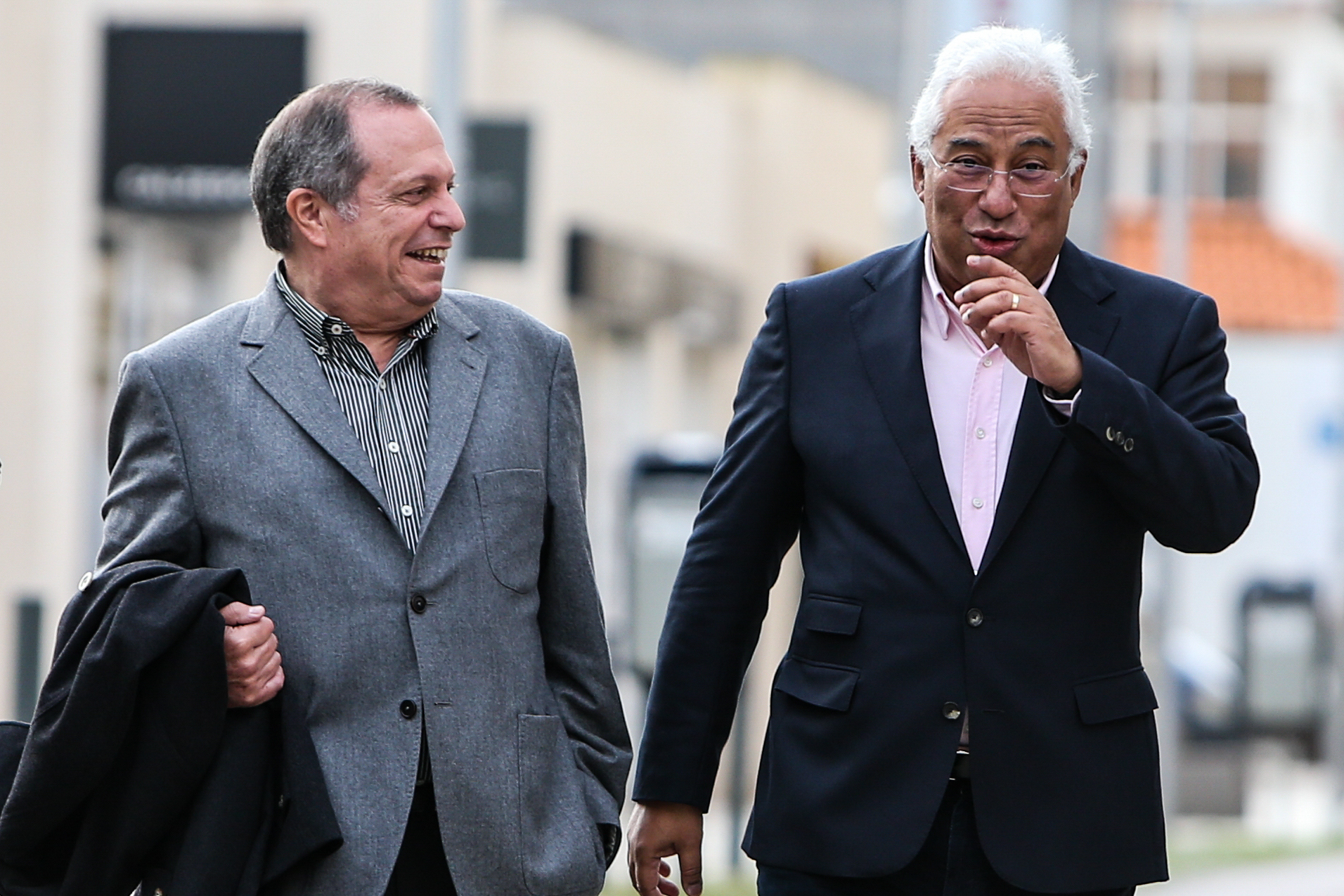Carlos César sugere remodelação do governo associando as mudanças com a “experiência de uns e o entusiasmo de outros”