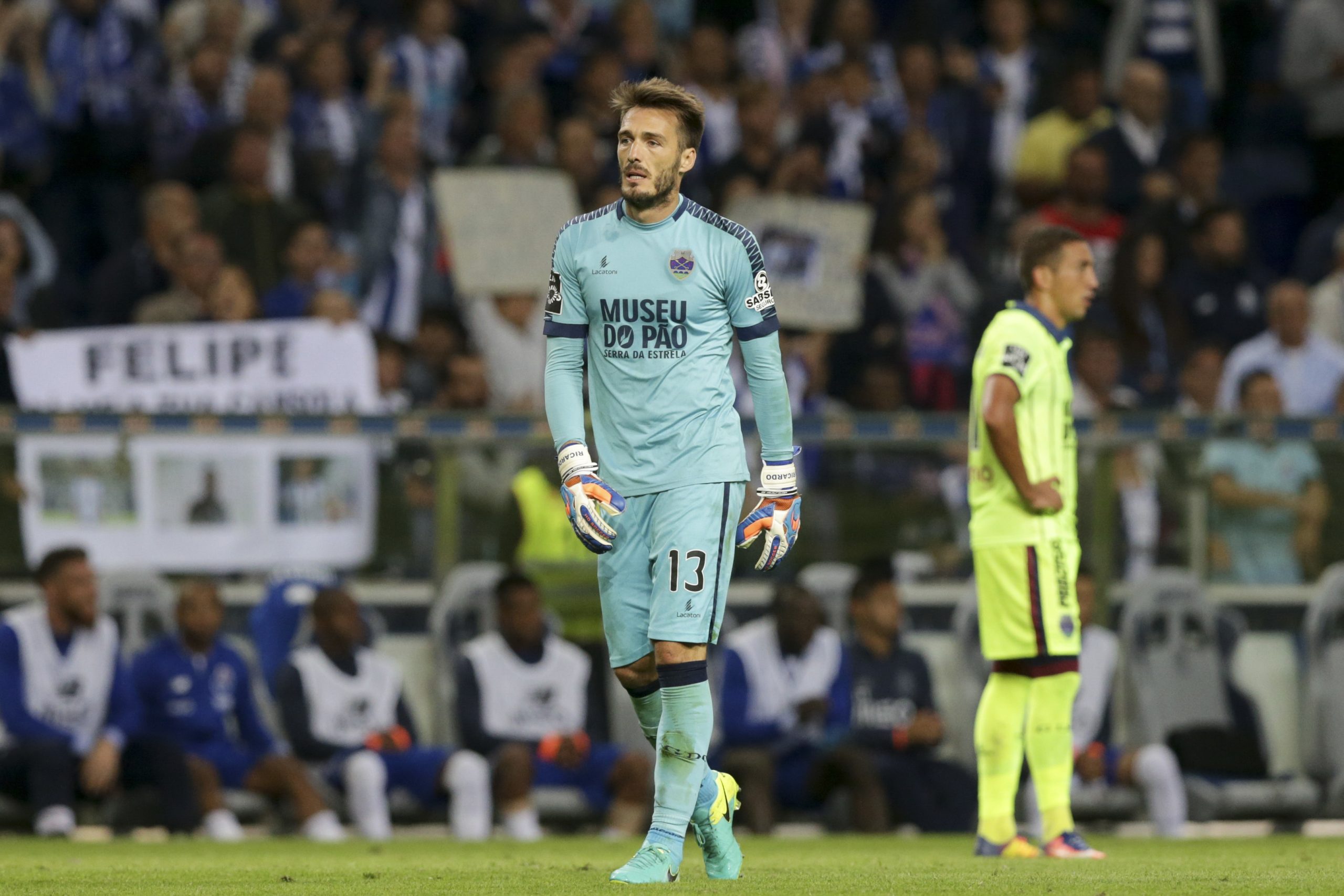 Ricardo Nunes quer voltar a jogar após superar cancro e subir Chaves à I Liga