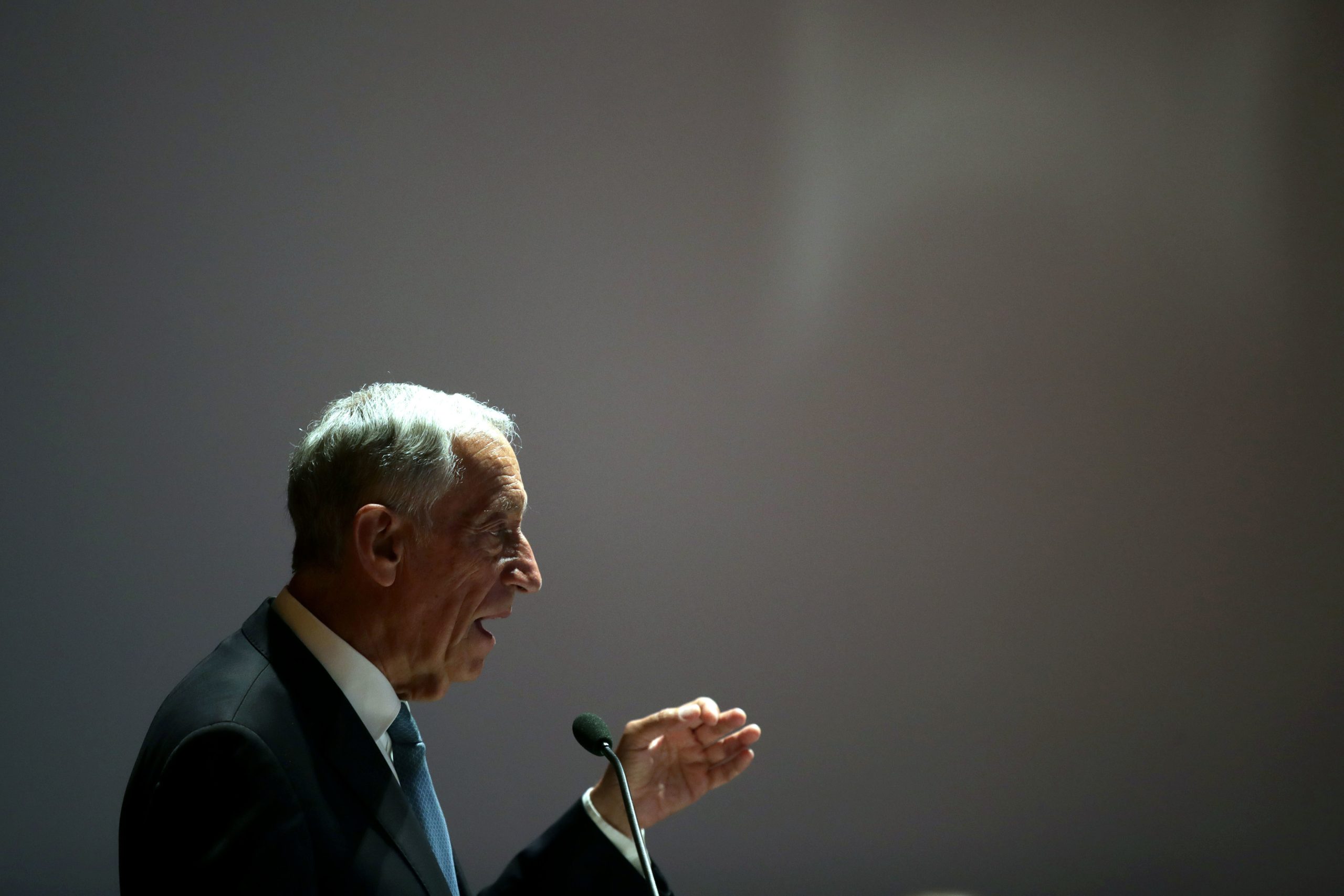 Acolhimento de refugiados: Marcelo afirma que não recebeu “informação específica” antes da divulgação do caso de Setúbal