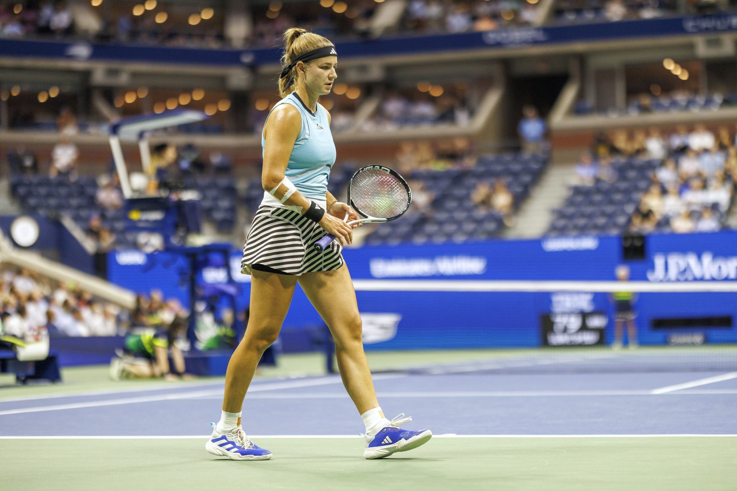 Karolina Muchova apurada para as meias-finais do US Open