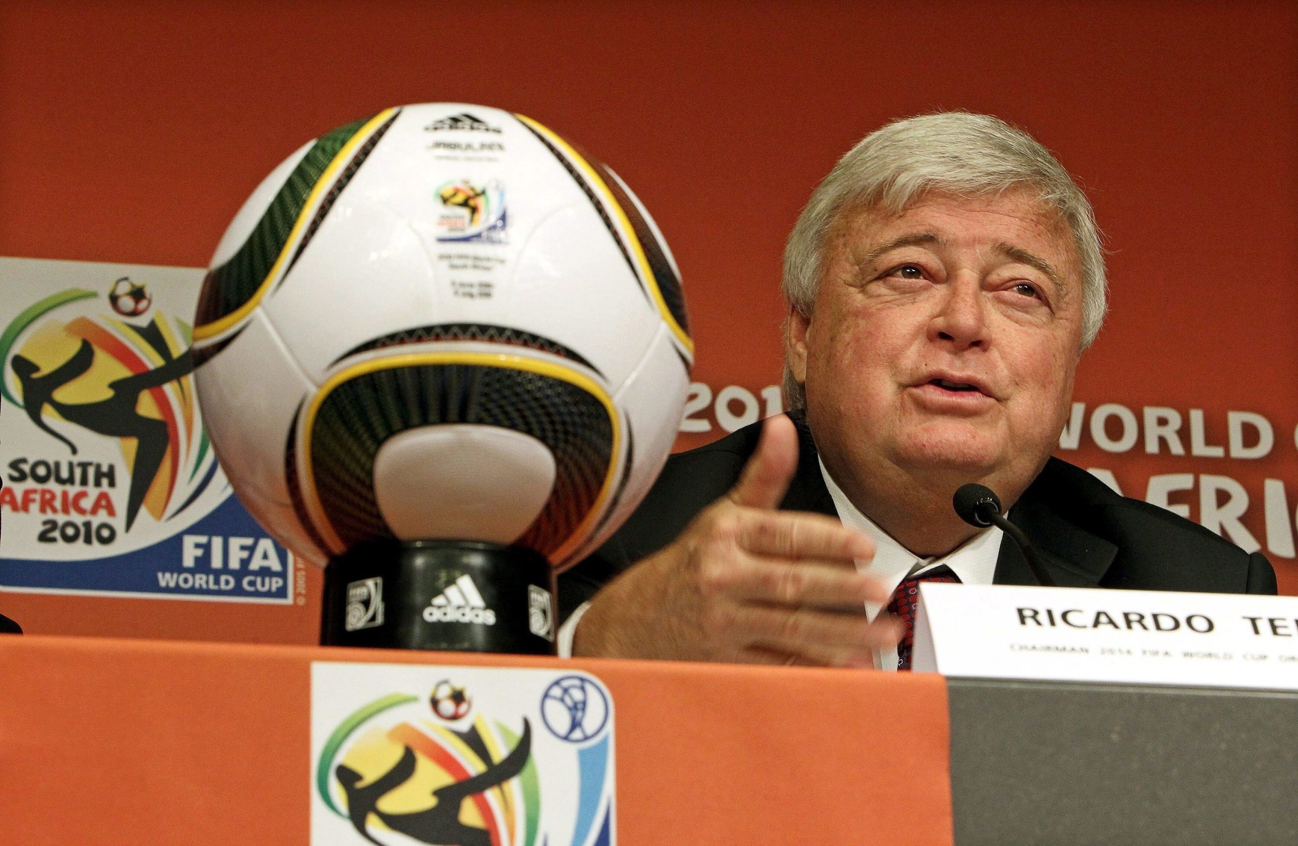 Tribunal Arbitral do Desporto confirma suspensão vitalícia do brasileiro Ricardo Teixeira por corrupção