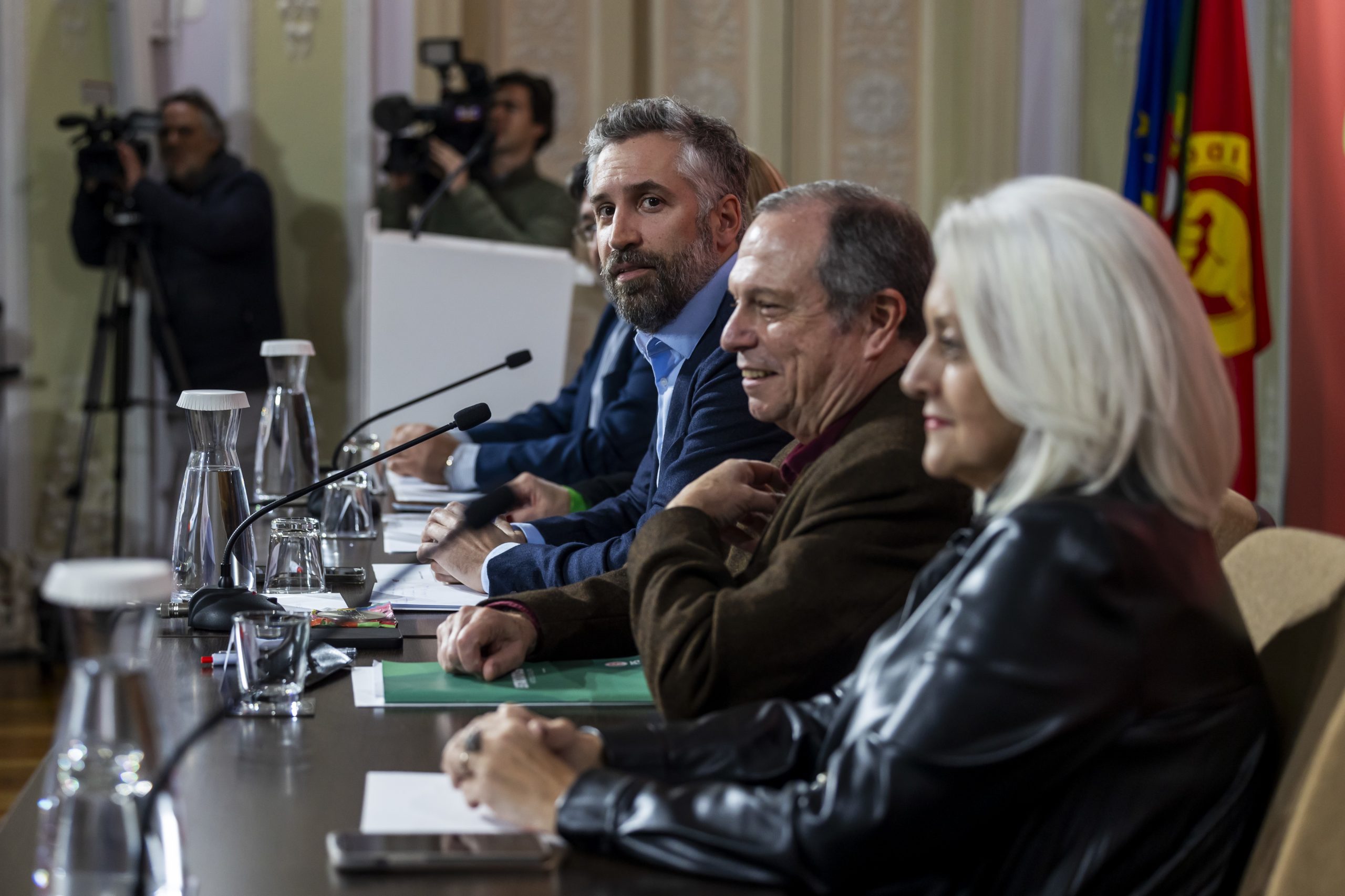 Legislativas 2024: Listas de candidatos do PS aprovadas por 84% em Comissão Política