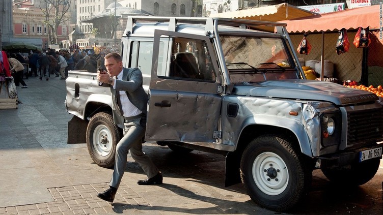 Land Rover Defender usado por James Bond no filme Spectre