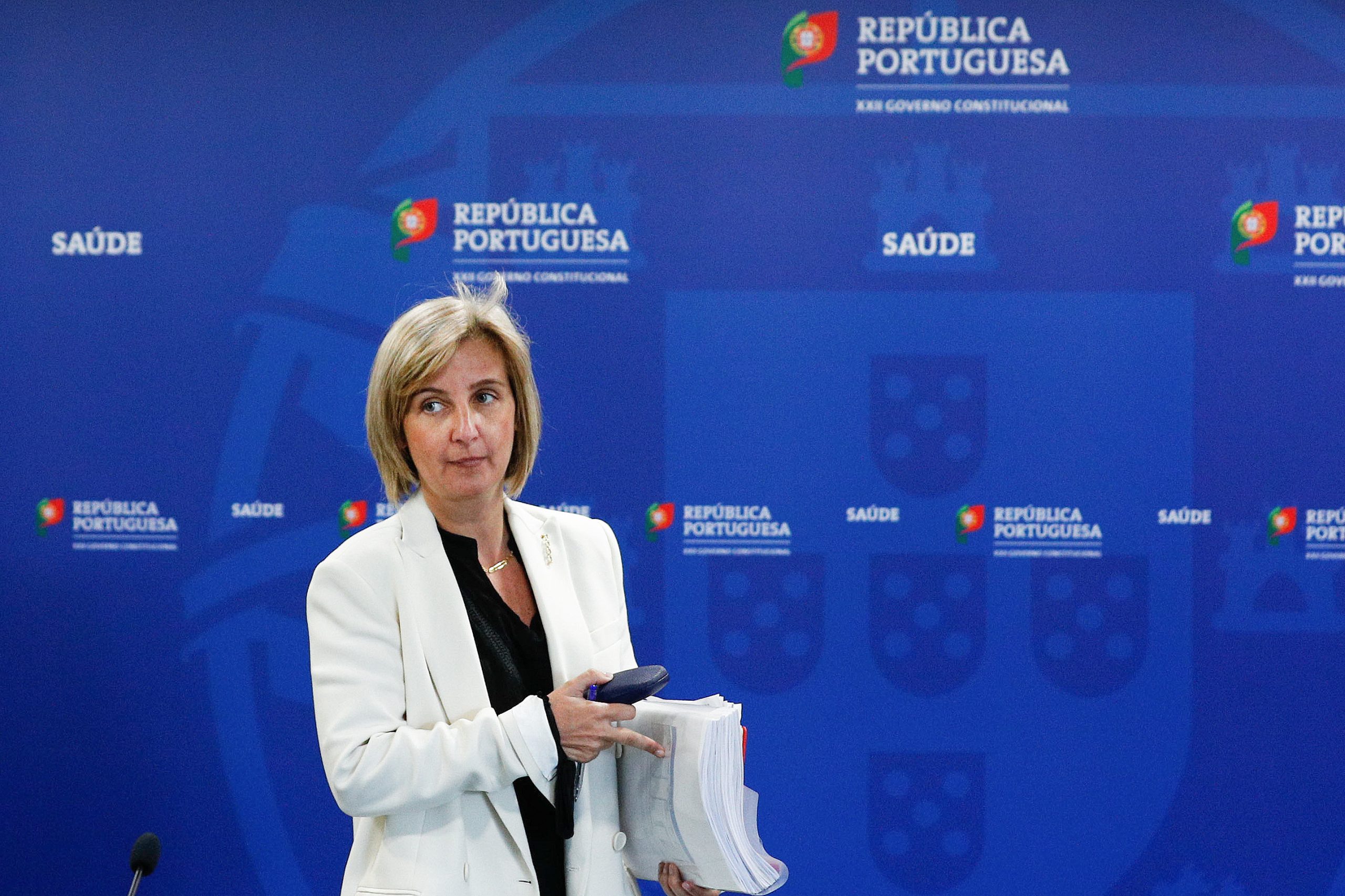 Marta Temido: “Os transportes públicos não estão associados a nenhum dos novos casos de infeção”