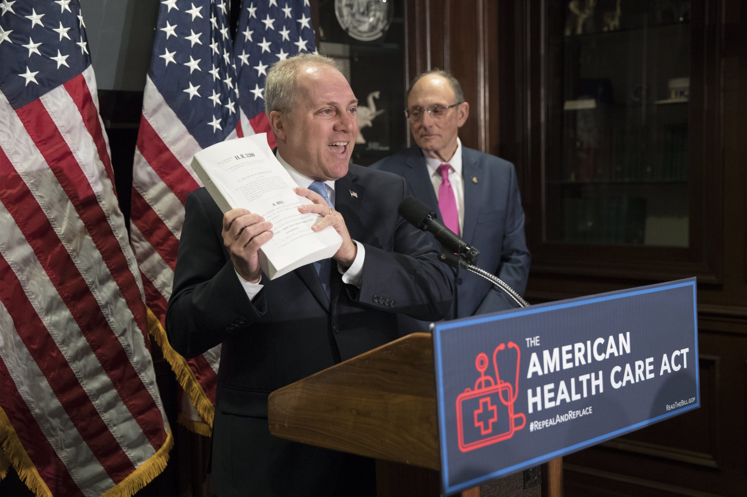 Troca de acusações marcam debate sobre alterações ao “Obamacare”