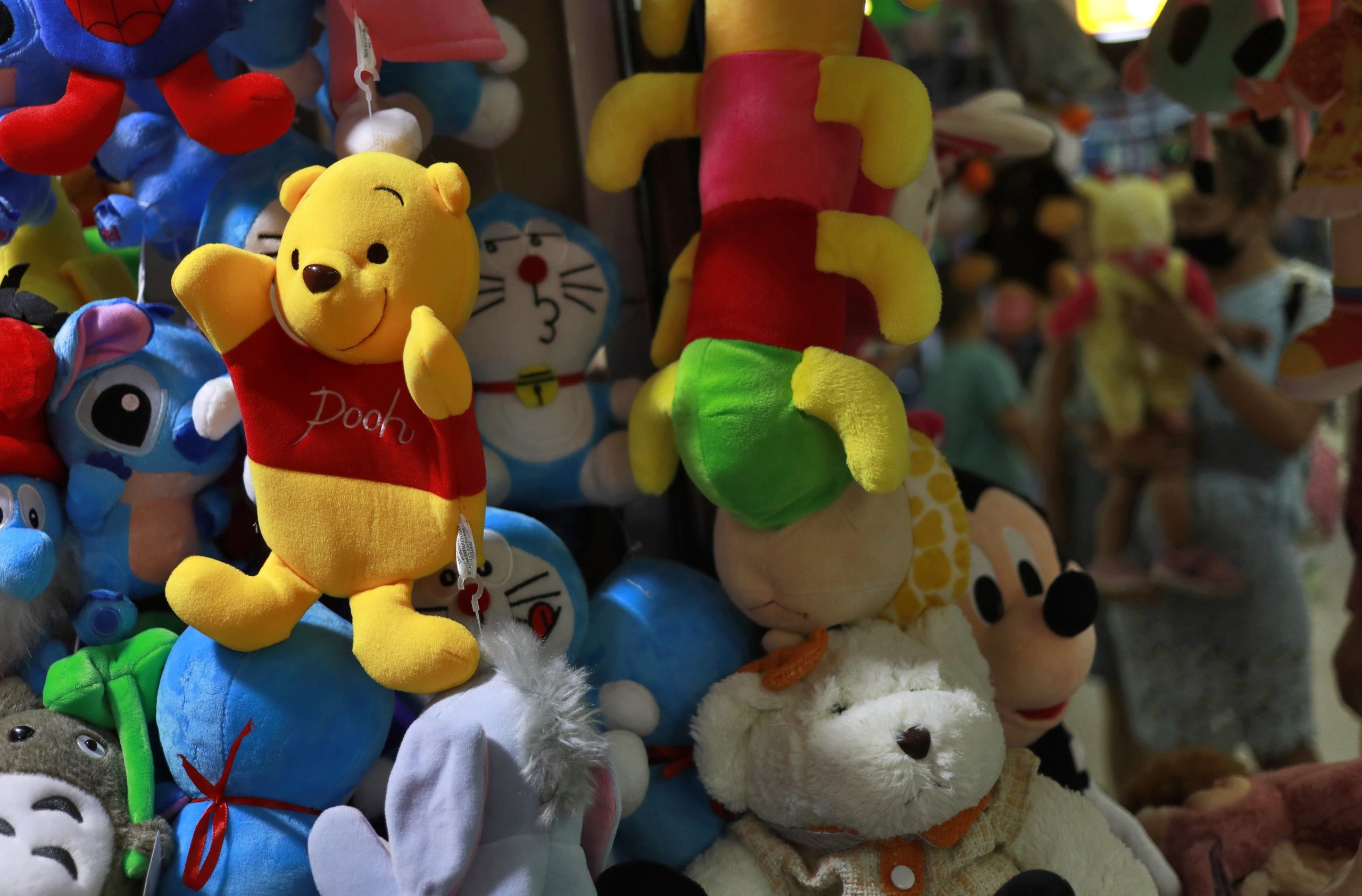Livro do Winnie-the-Pooh ensina crianças do Texas a “correr, esconder-se e lutar” em caso de tiroteio