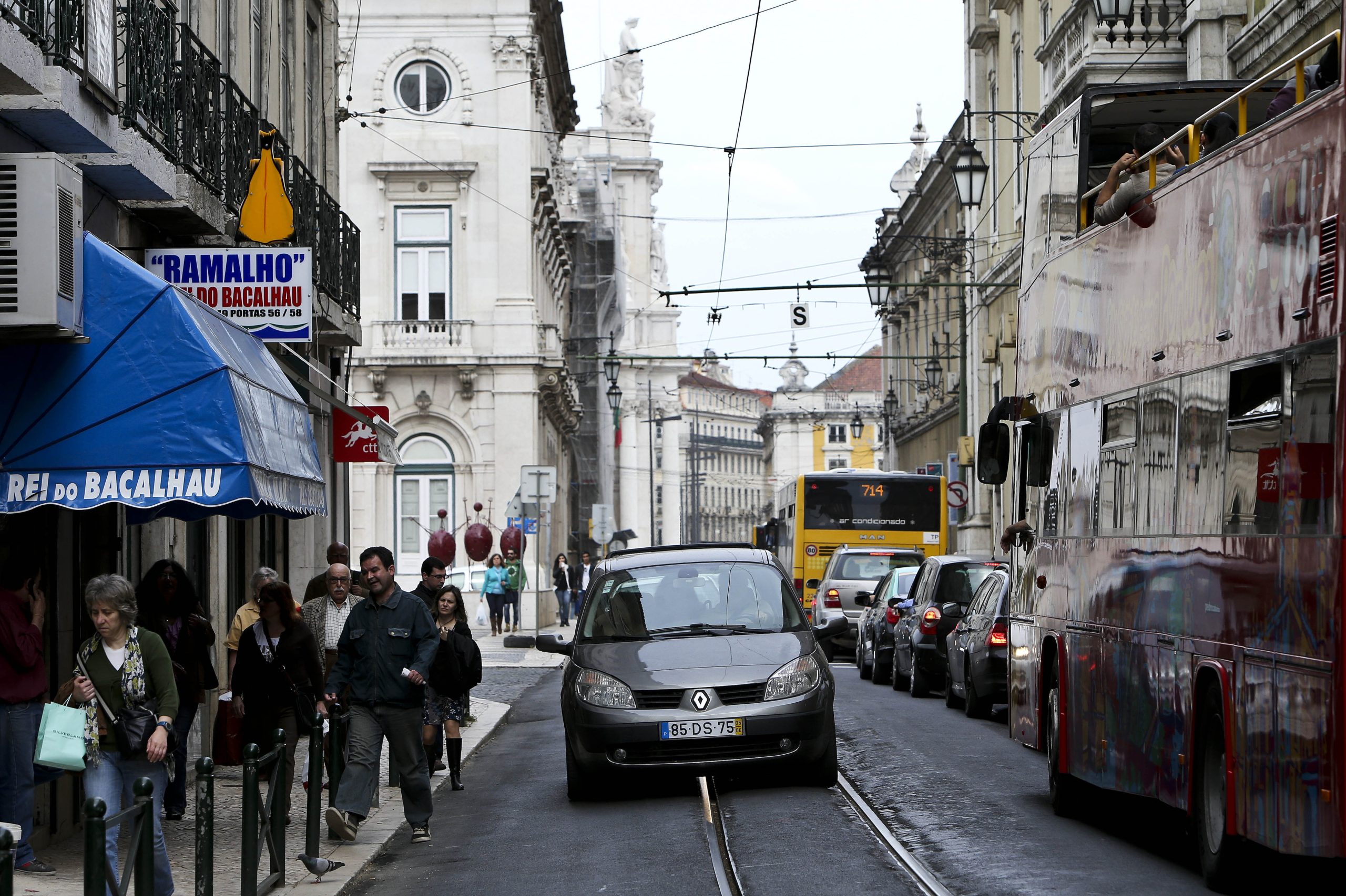 Saída de moradores e lojistas transforma centro de Lisboa e motiva preocupação