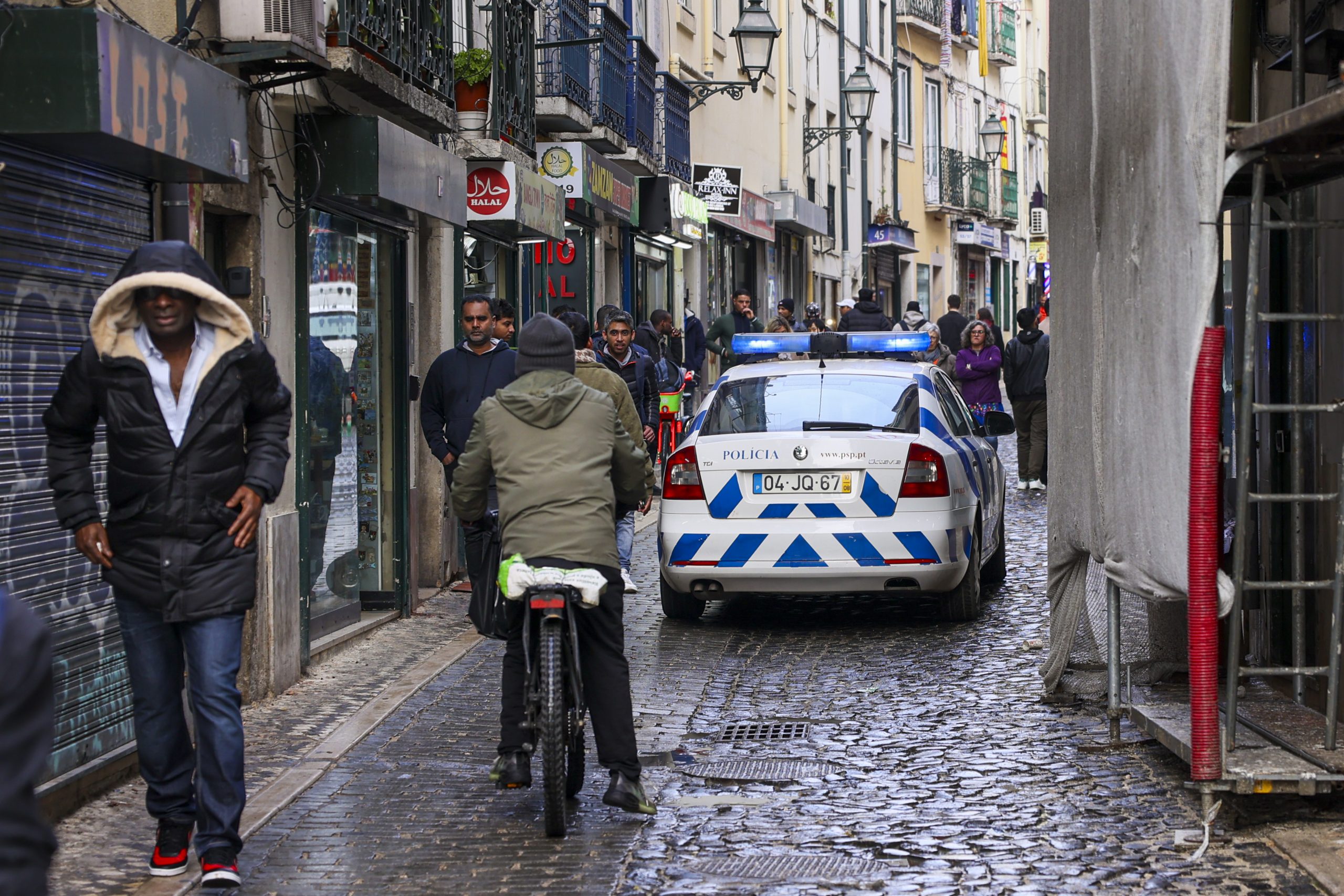 Tiroteio na Rua do Benformoso faz três feridos em Lisboa