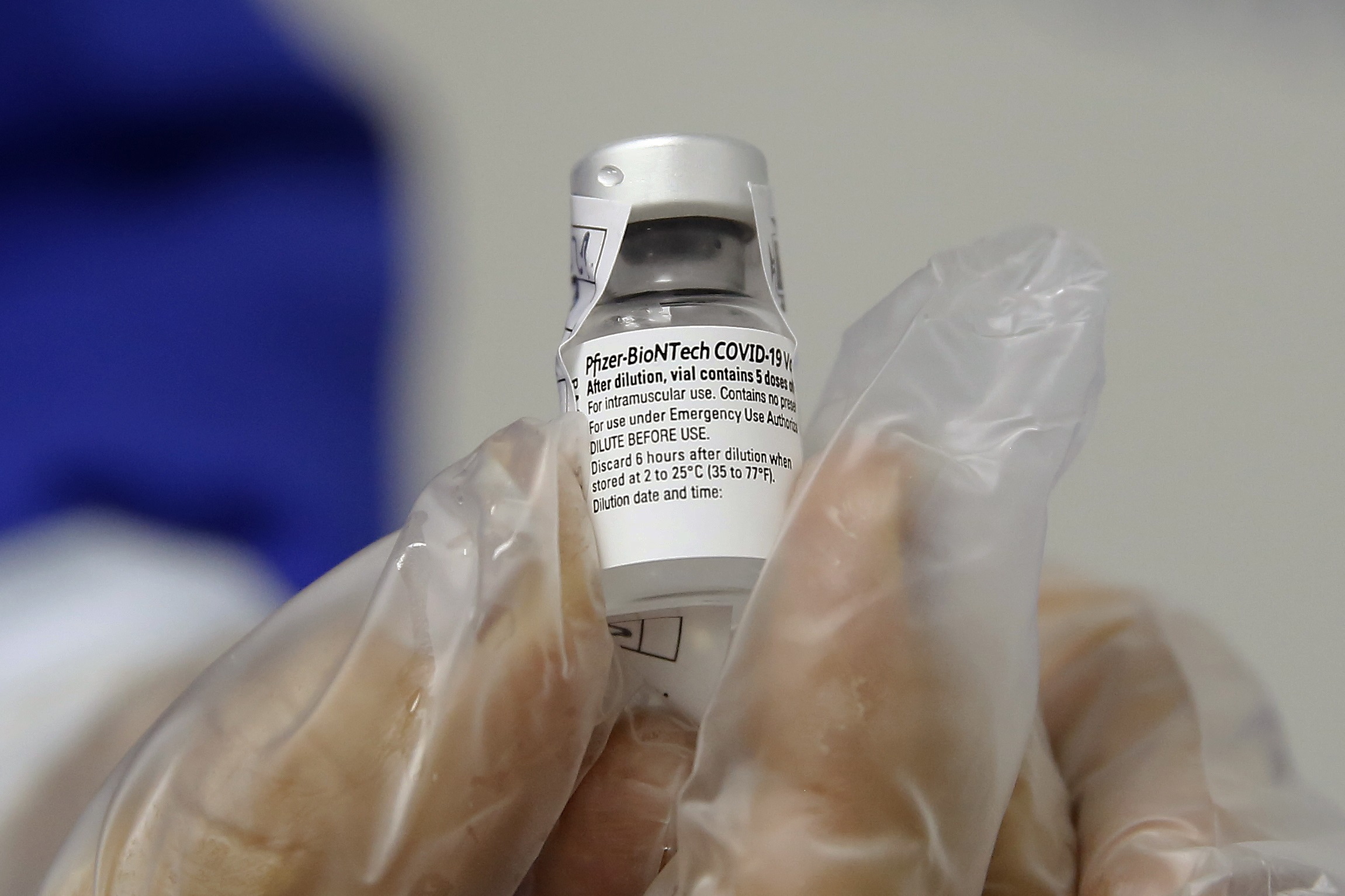 Covid-19: Portugal recebeu hoje mais de 100 mil doses da vacina da Pfizer
