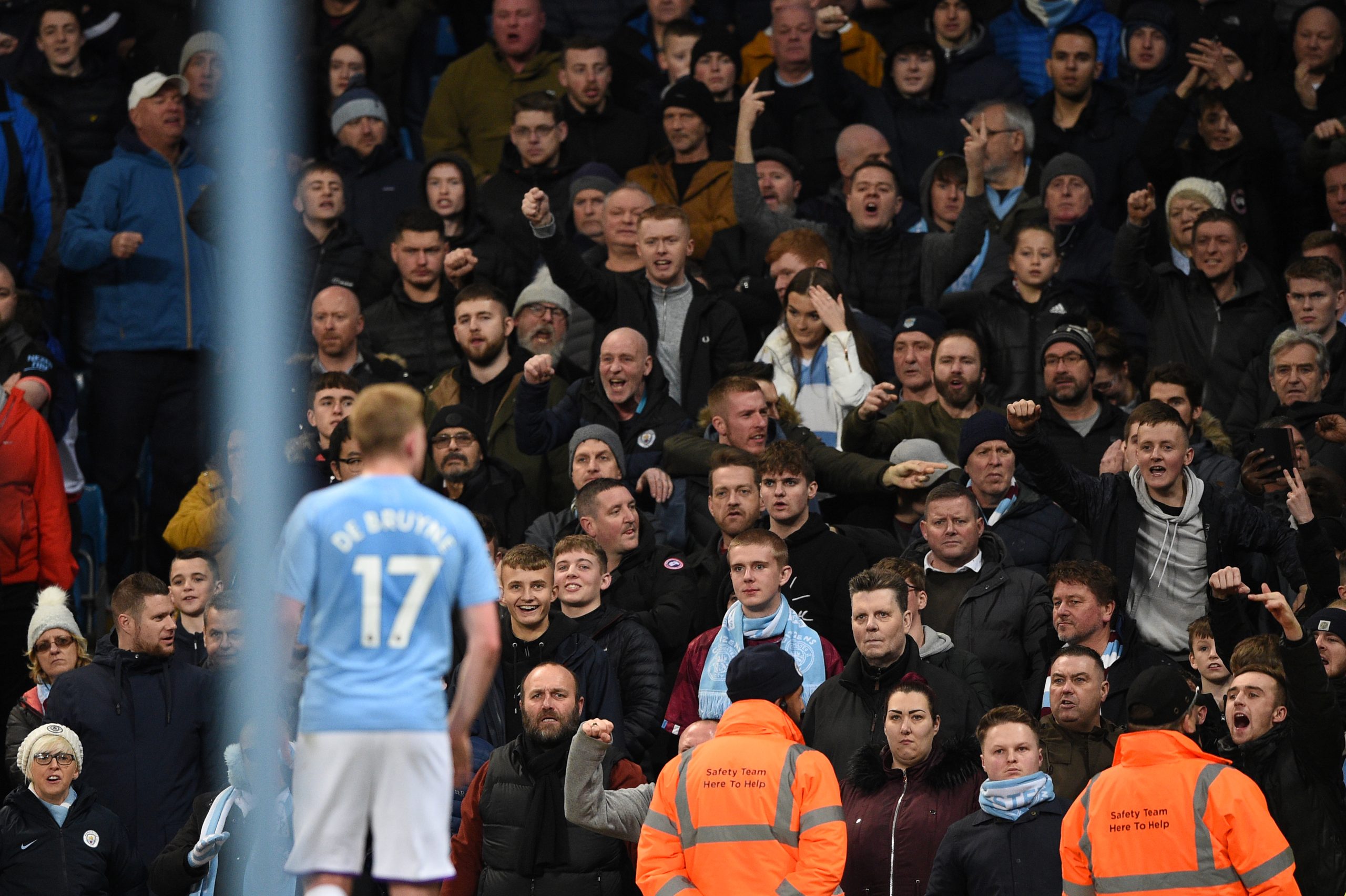 Man City visitou o Arsenal e De Bruyne fez questão de resolver o assunto bem cedo