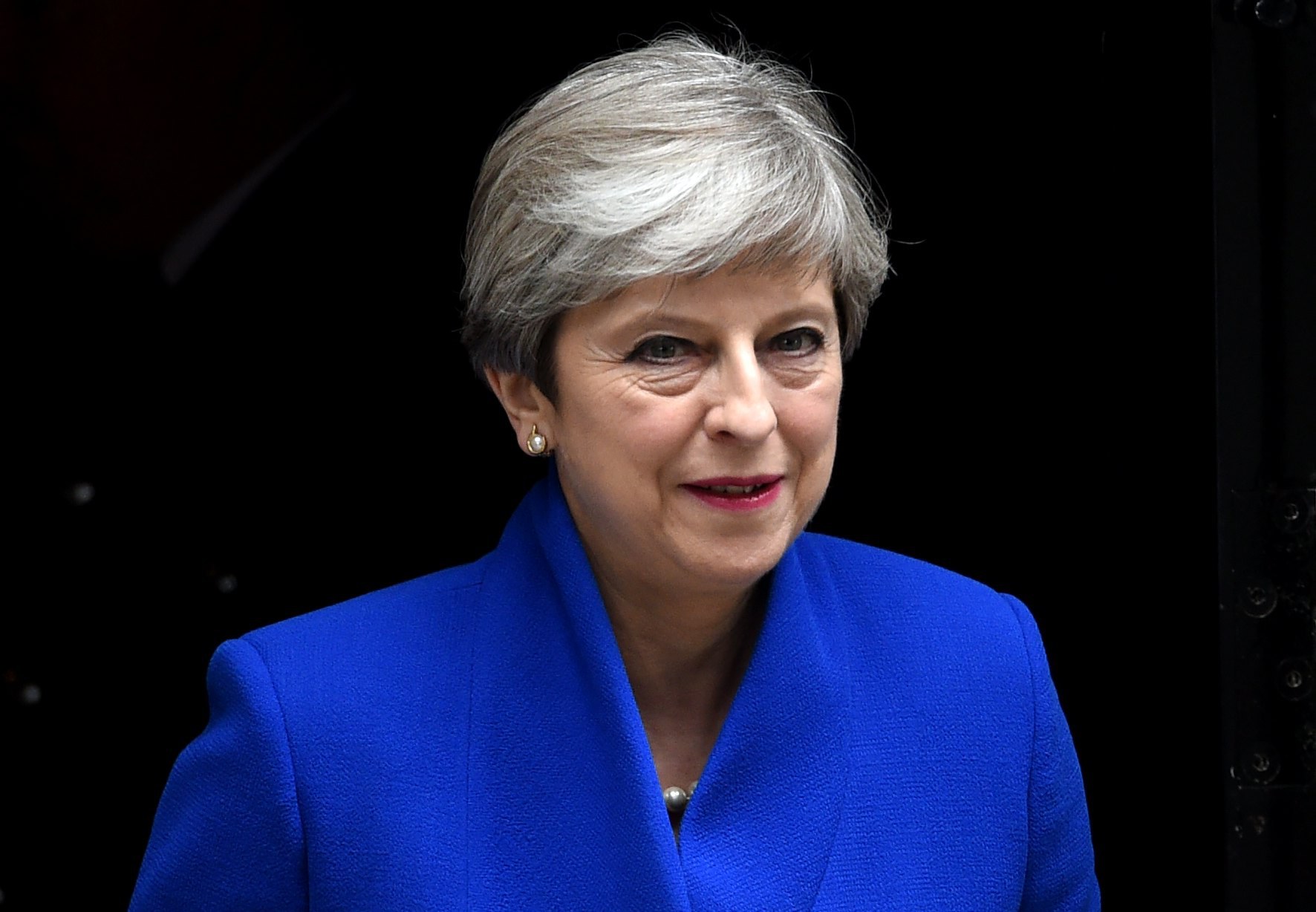 “Vamos ao trabalho”. As palavras de Theresa May após o encontro com Sua Majestade