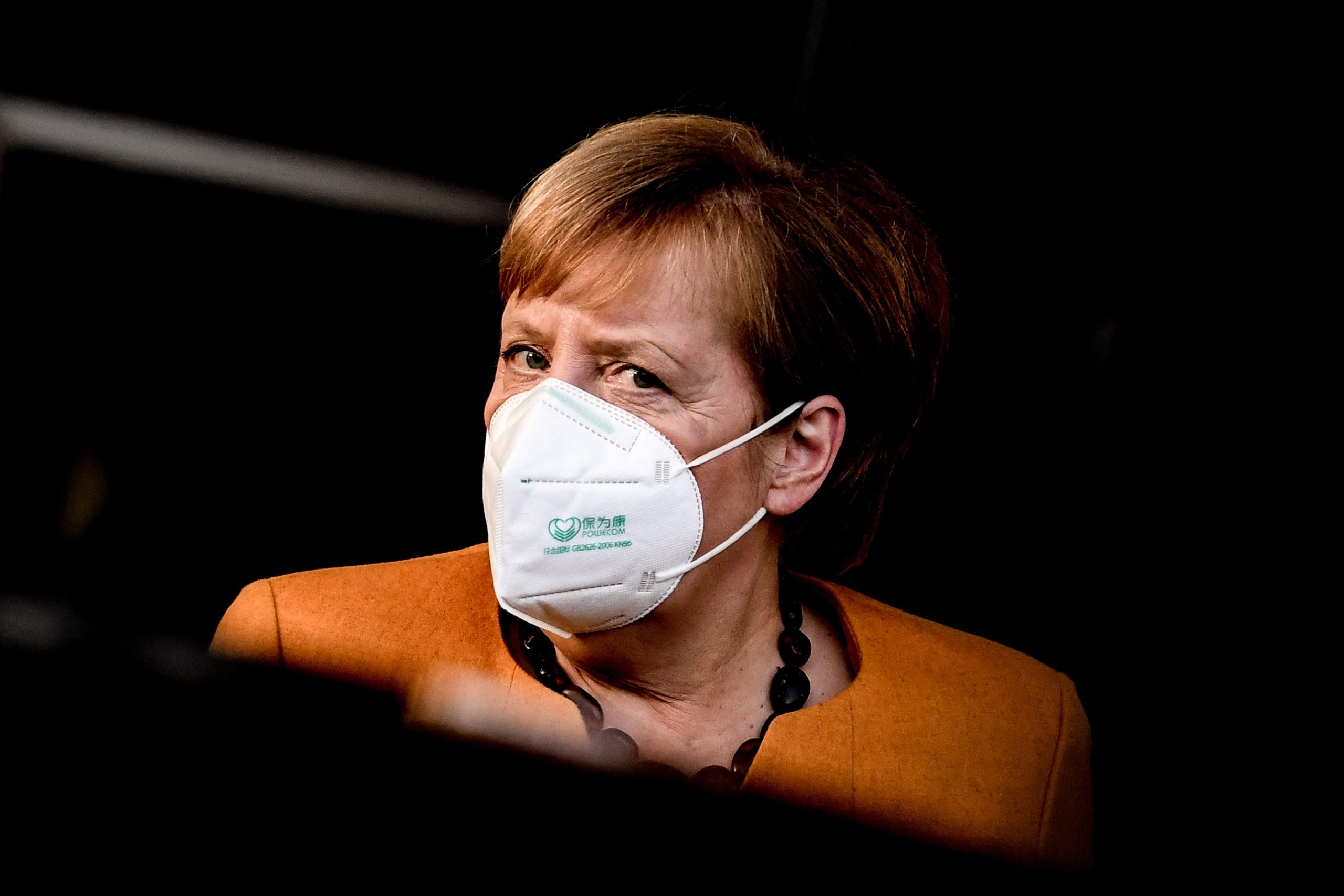 Covid-19: Angela Merkel pretende prolongar em abril restrições em vigor na Alemanha