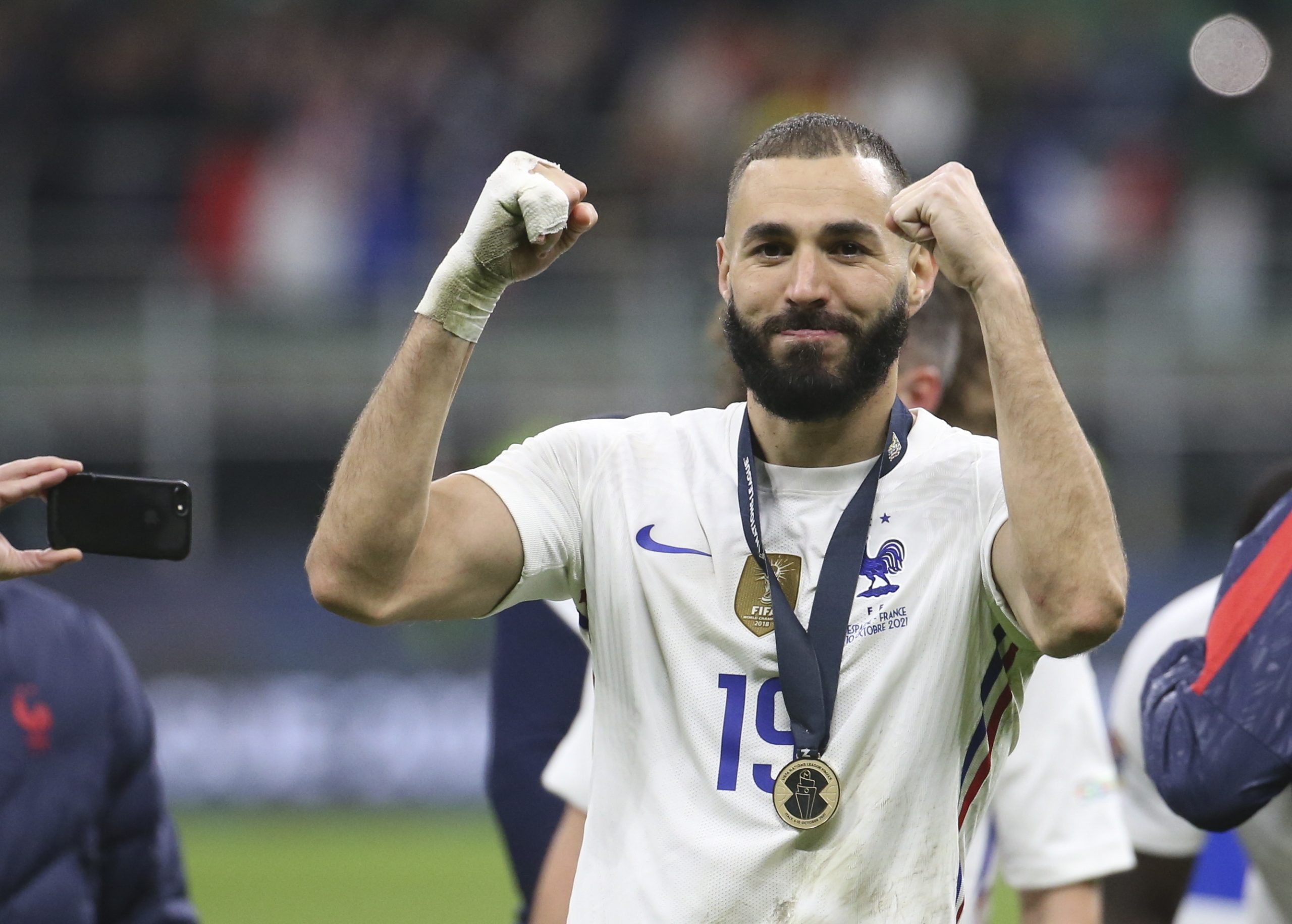 Advogados de Benzema pede absolvição no processo de alegada chantagem