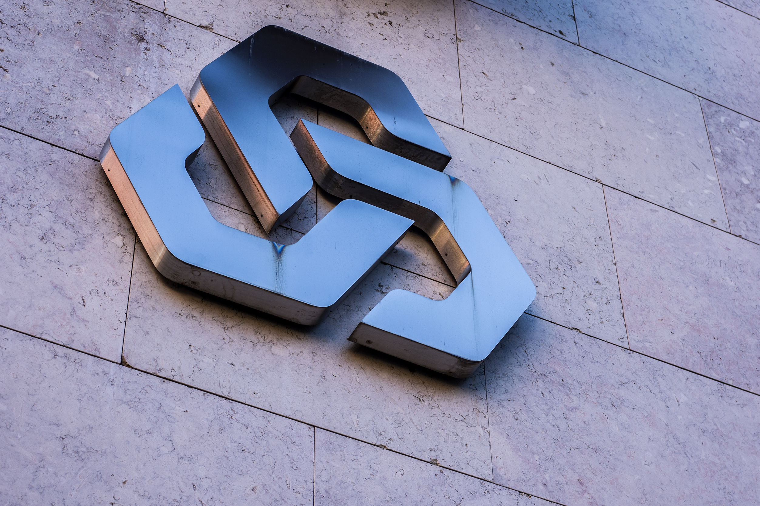CGD revê em alta lucros do 1.º semestre para 417,5 milhões de euros após venda de banco em Espanha