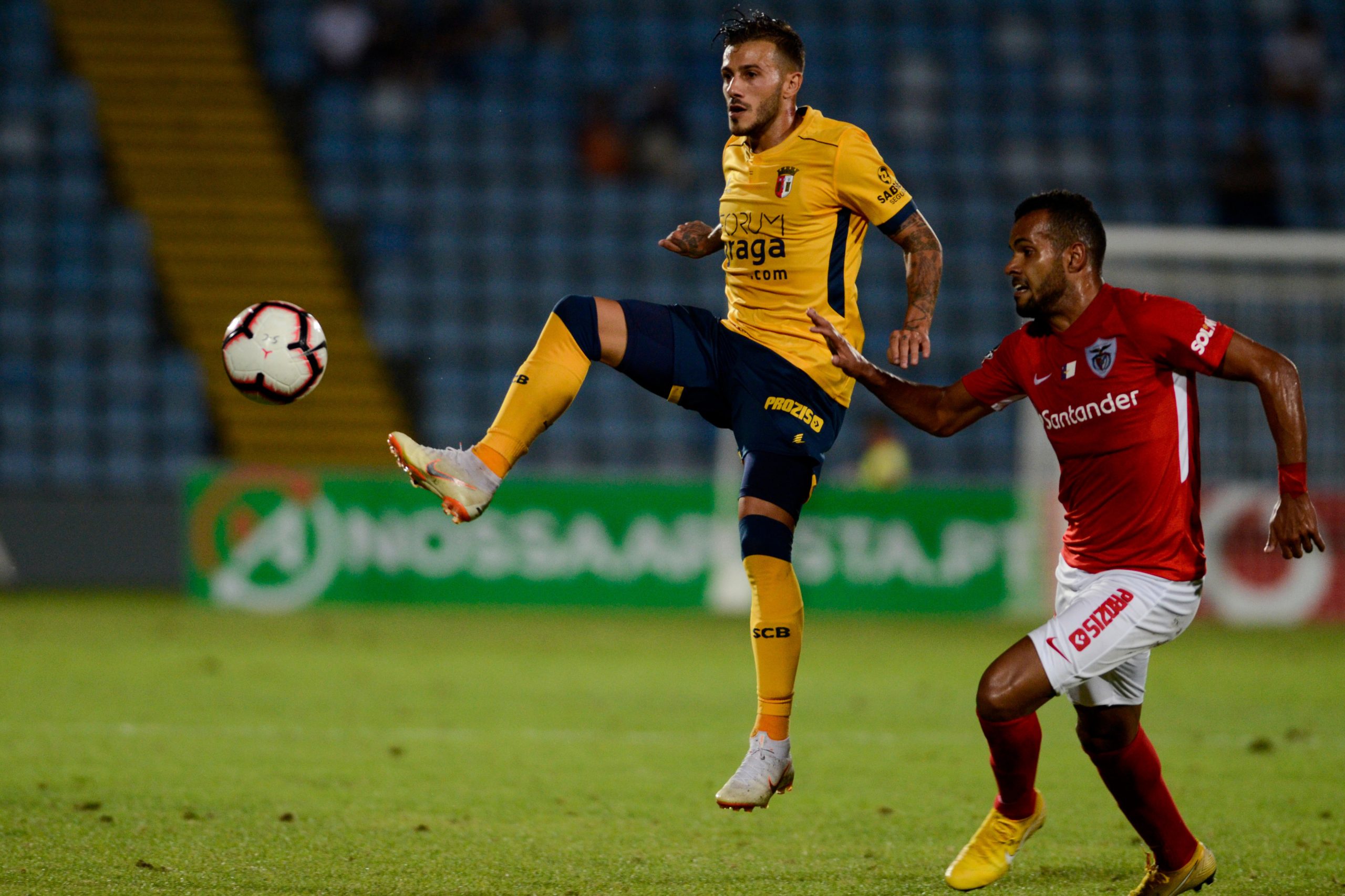 Santa Clara recupera de desvantagem de 3-0 e empata com Sporting de Braga