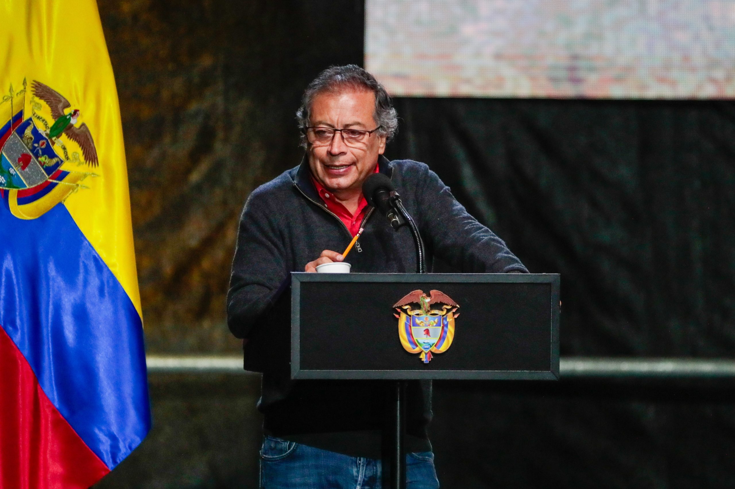 EUA e a luta contra o narcotráfico: administração Trump sanciona Presidente, família e um membro do Governo da Colômbia