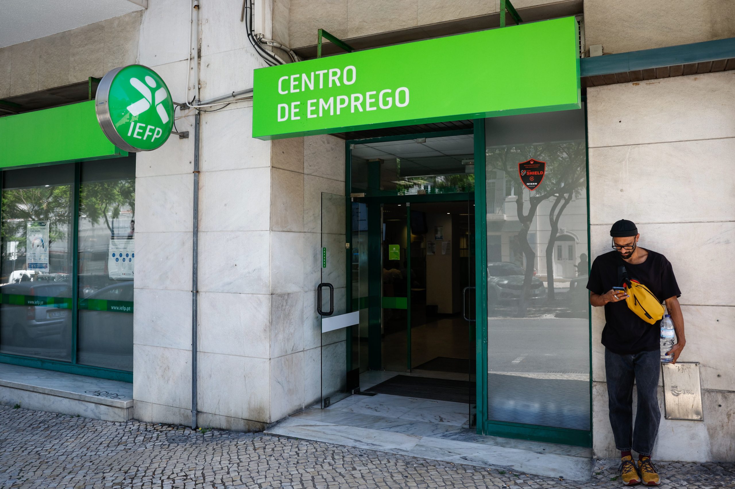Desempregados recebem Subsídio da Segurança Social esta quinta-feira