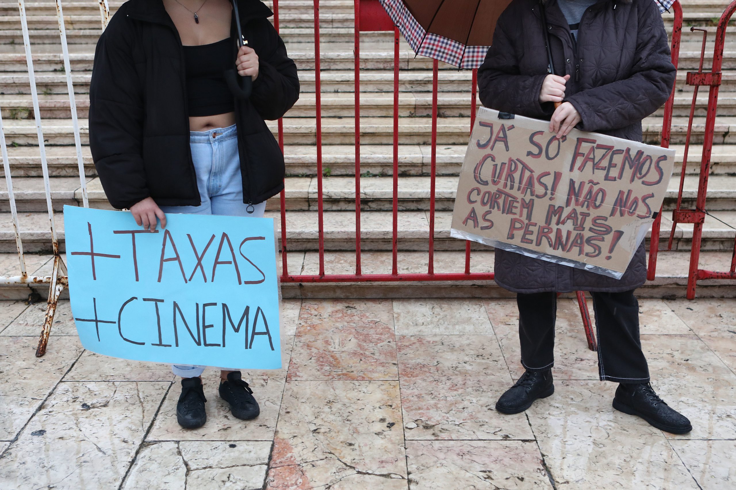 Lei sobre audiovisual. PS acrescenta proposta de criação de taxa para plataformas de ‘streaming’