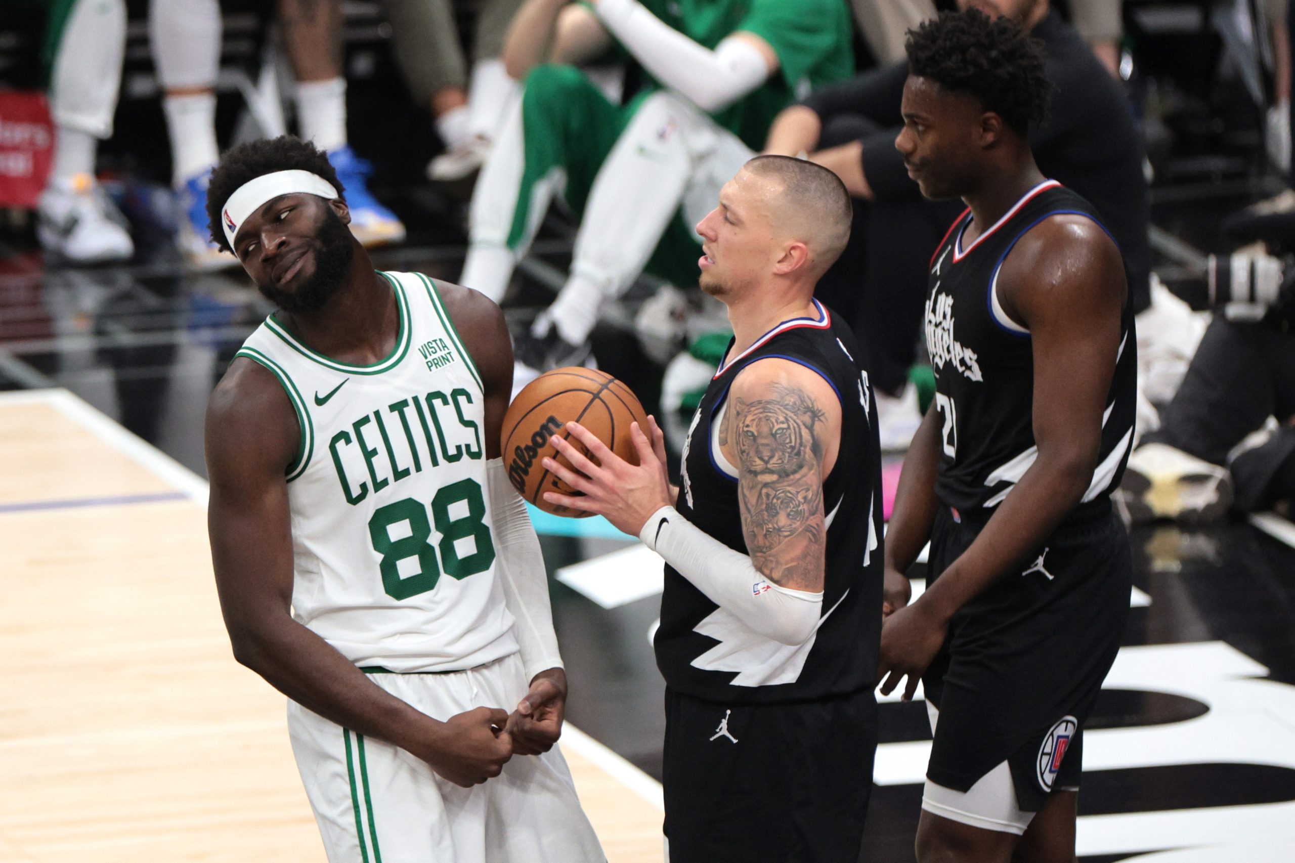 NBA: Neemias Queta utilizado no triunfo caseiro dos Celtics sobre os Jazz