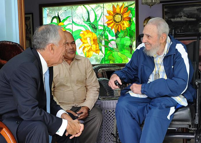 Marcelo diz que Fidel “acompanha tudo o que se passa” e mostrou boa disposição