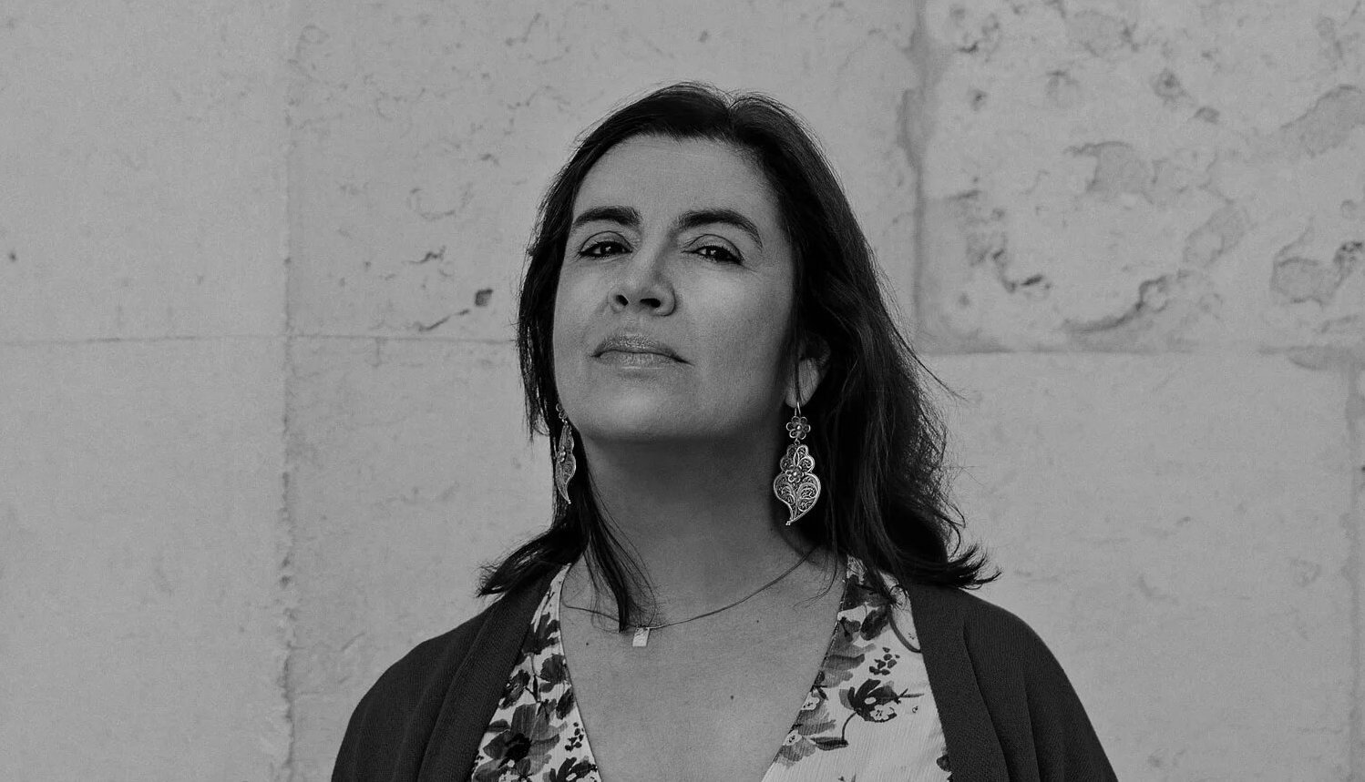 Comece 2023 em grande. Dulce Garcia é a convidada do nosso clube de leitura em janeiro