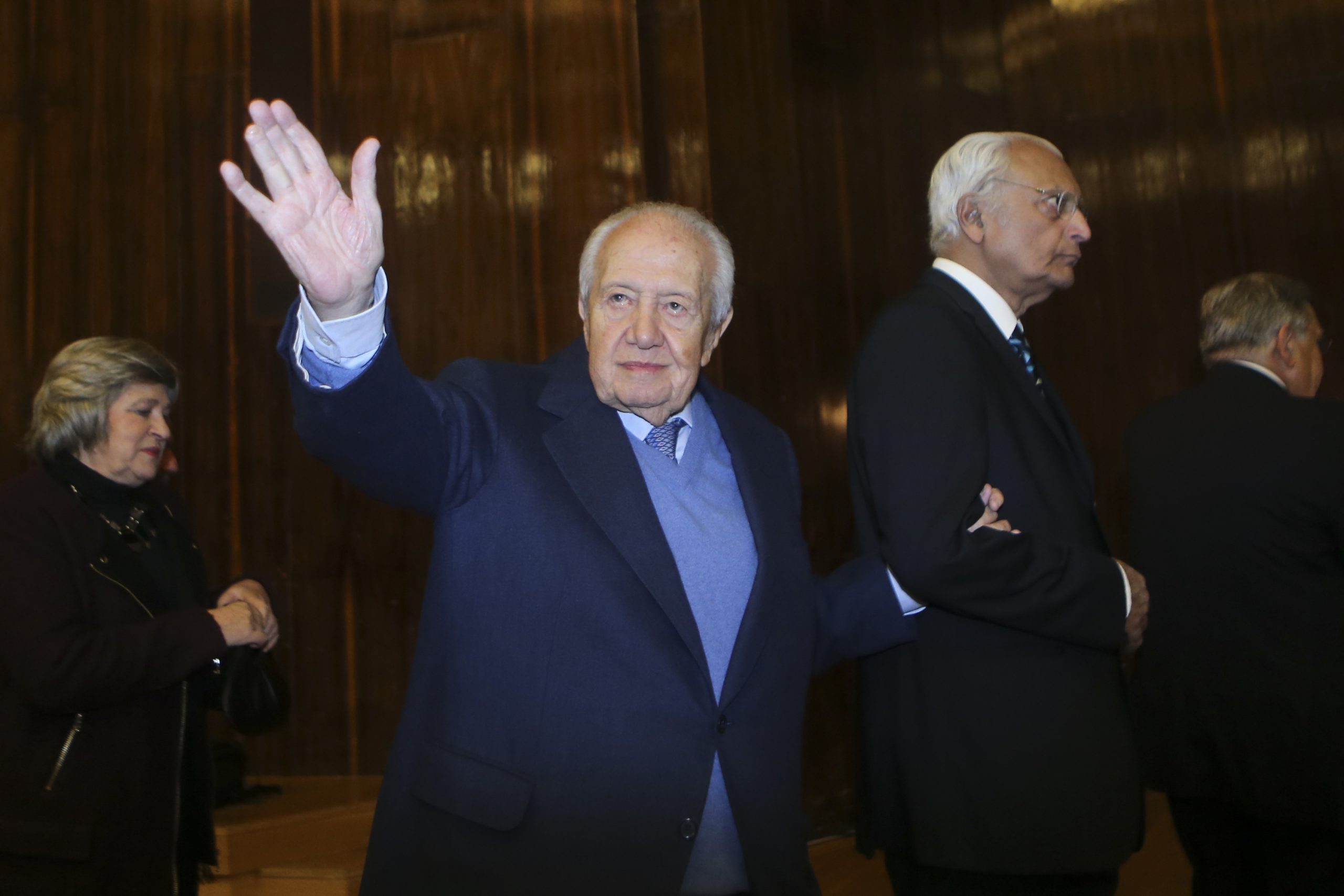 Mário Soares: velório no Mosteiro dos Jerónimos na segunda-feira à tarde. Funeral realiza-se no dia seguinte